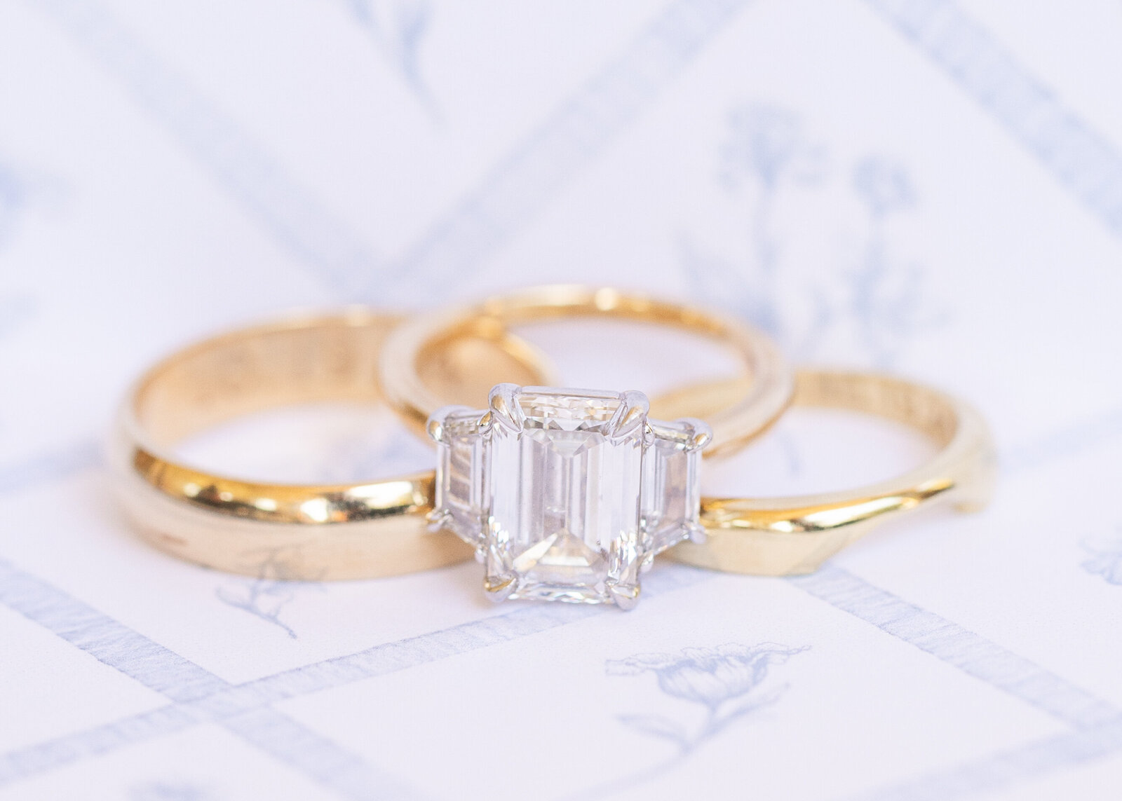 mallory-and-jack-wedding-rings-abby-bell-photography-alabama