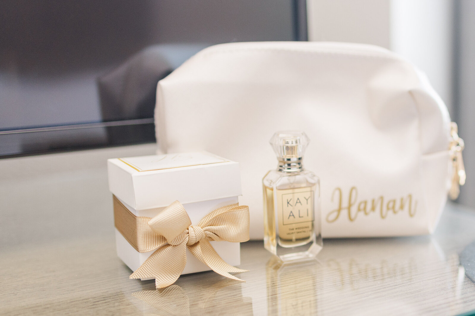 Wedding-perfume-pouch