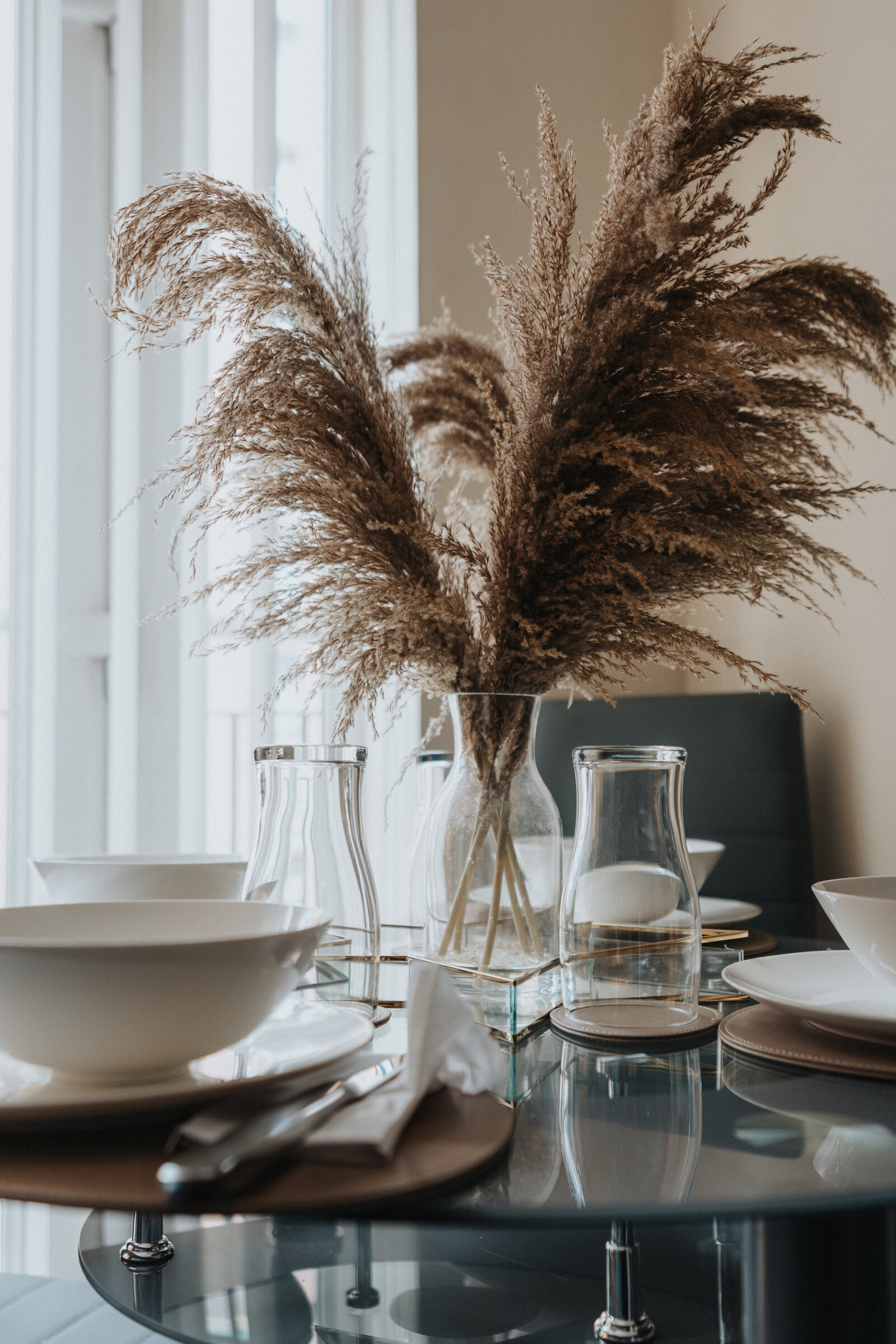 property photography airbnb dining table details
