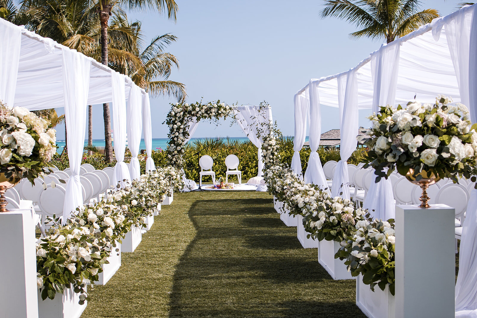 BahamasWeddingDecor00003