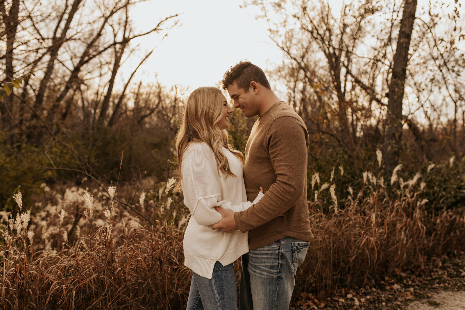 Iowa Wedding Photography Cedar Rapids Engagenemt Photographer-1-1 (16)