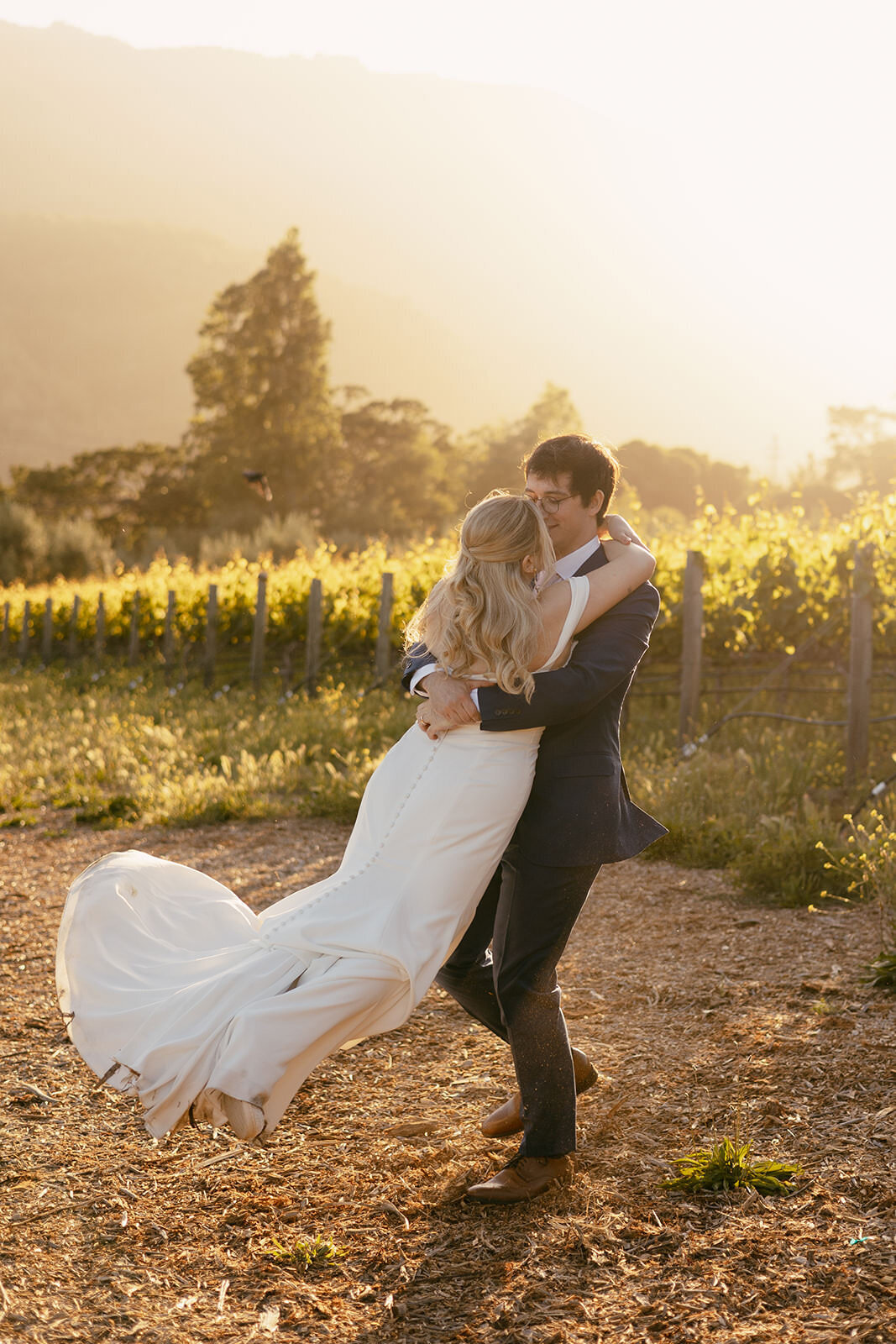 Colorful Bernardus Spring Wedding83