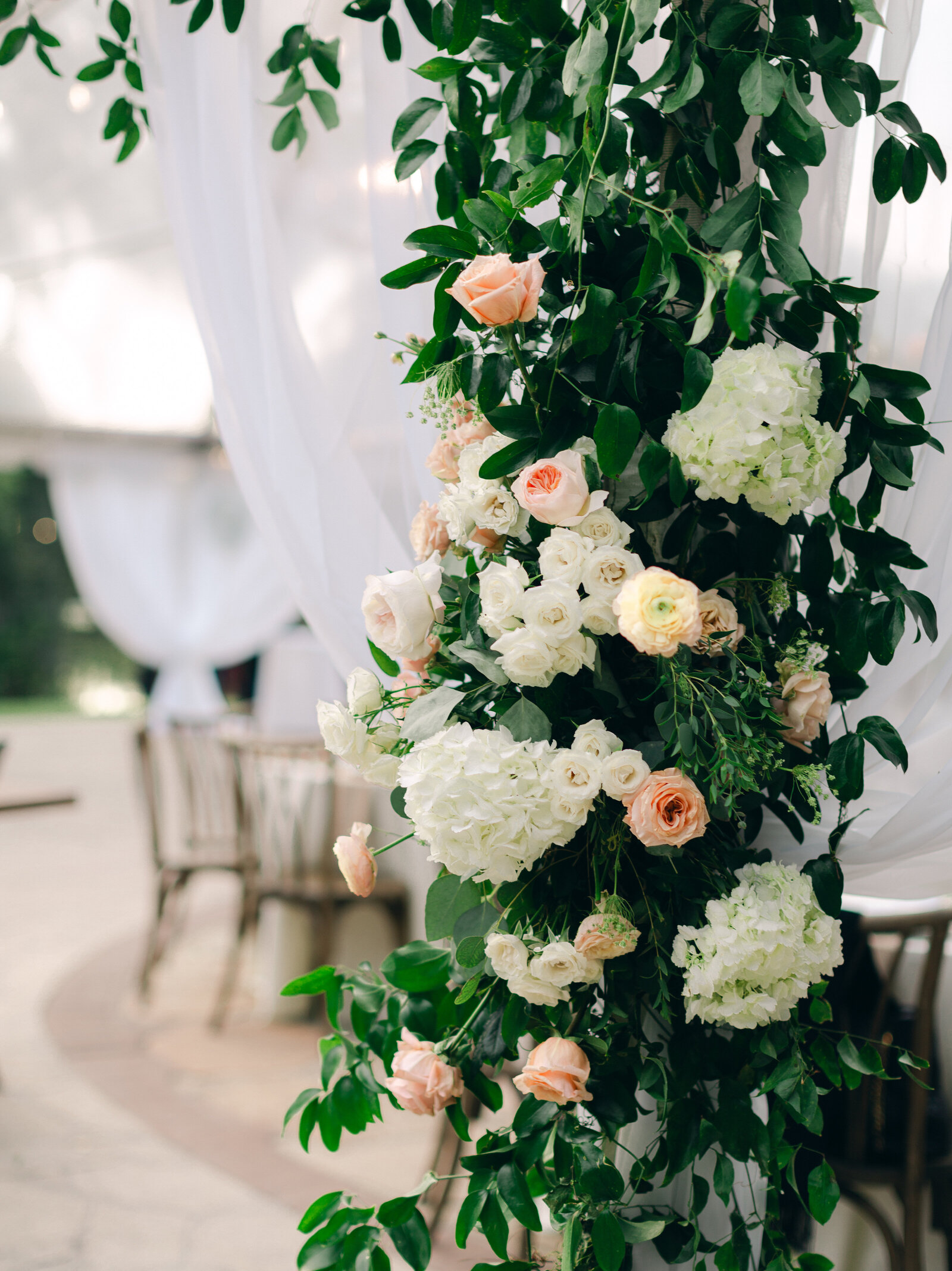 11-torianna-brooke-portraiture-legare-waring-house-charleston-wedding