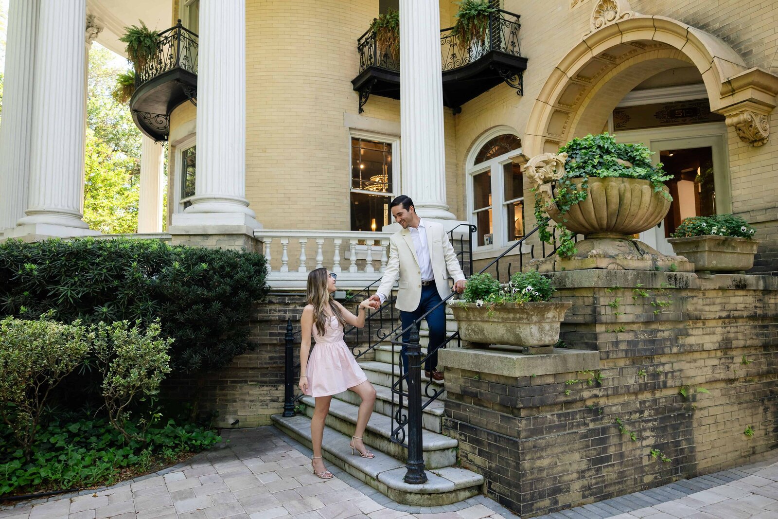 Luxury engagement photographer in Savannah GA 