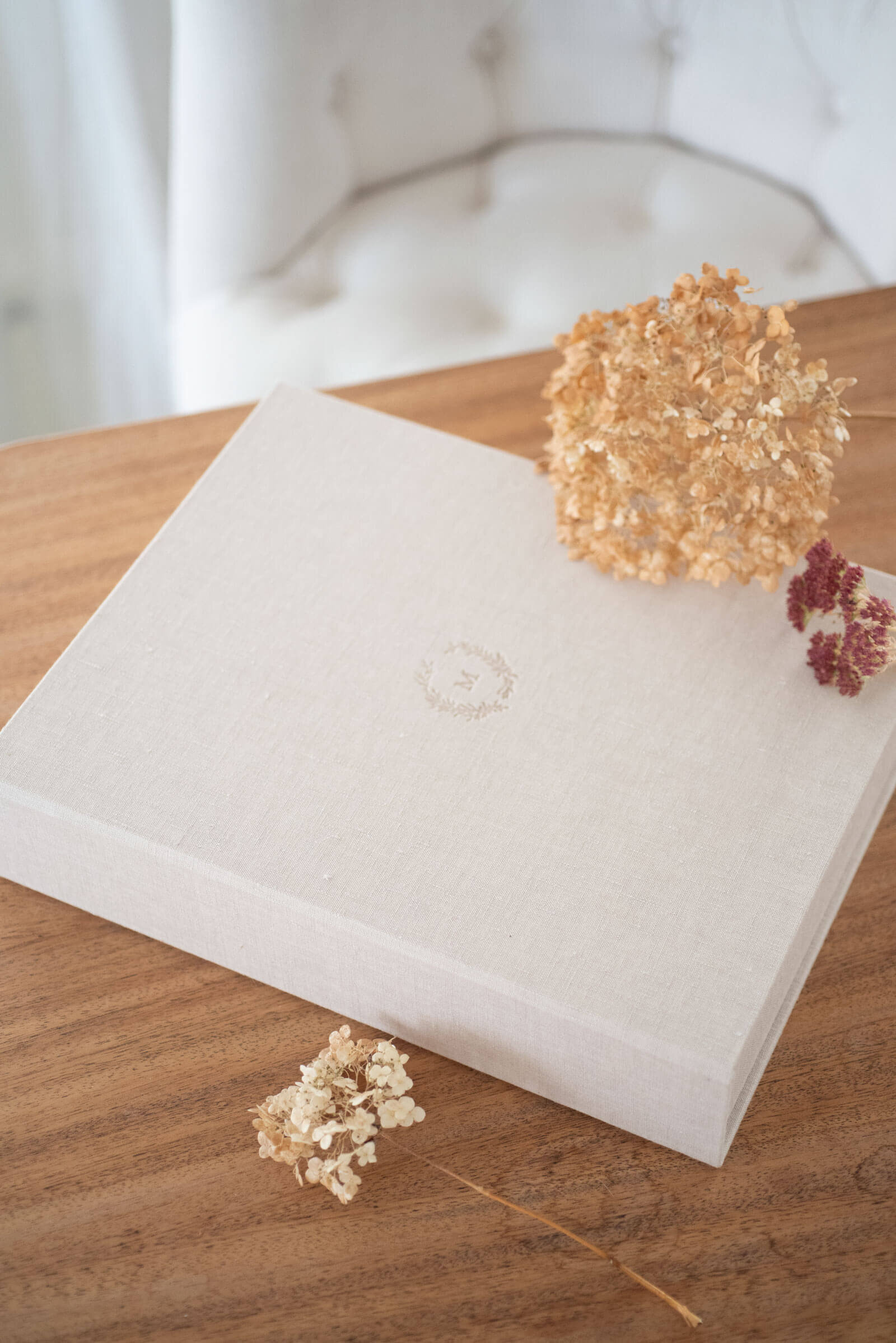 Cristina-Hope-Photography-linen-folio-boxes-2