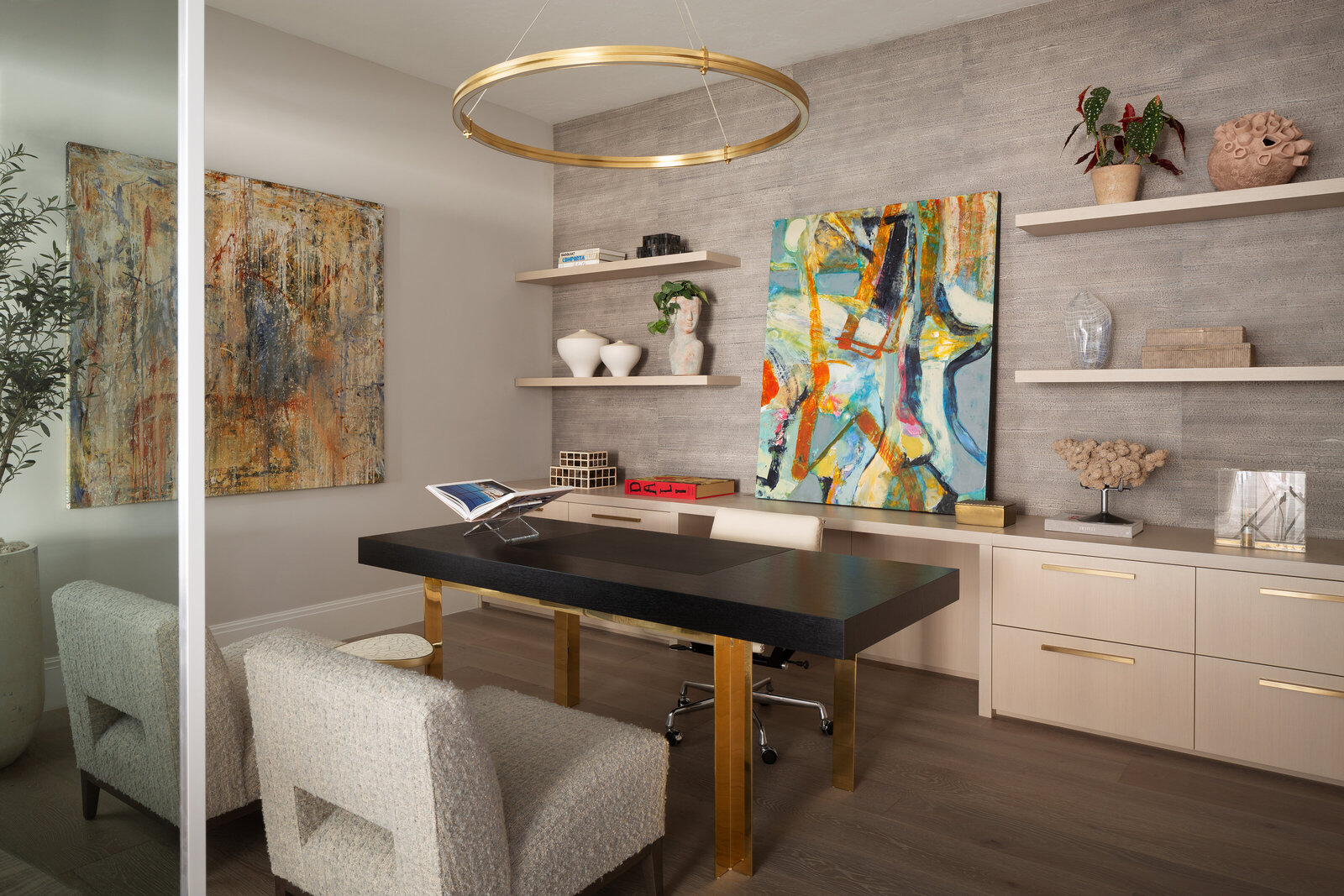 CONTEMPORARY GLAMOUR