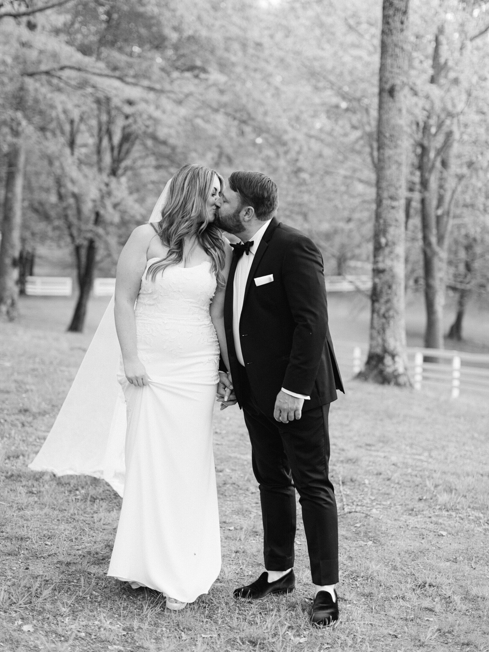 391-torianna-brooke-portraiture-inola-blue-ridge-wedding-carly-and-kade