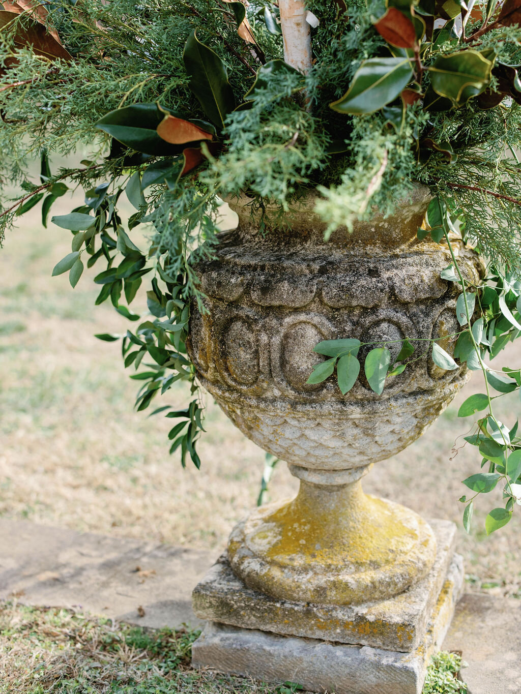 43_Kate Campbell Floral Whitehall Manor tented Winter wedding by Anna and Mateo photo Ceremony