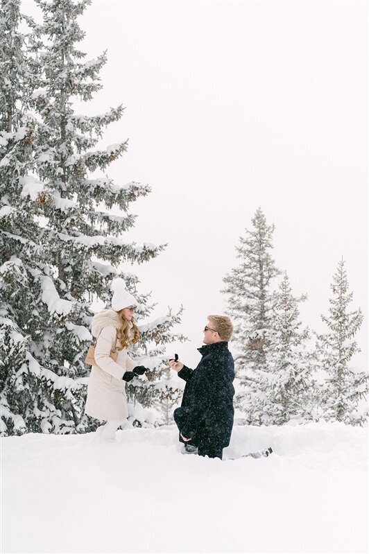 Aspen-winter-proposal-Brittany-Jason-shoot-by-Jacie-Marguerite--49-8