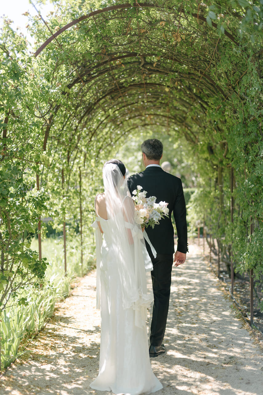 luxurious-wedding-in-the-french-gardens-3