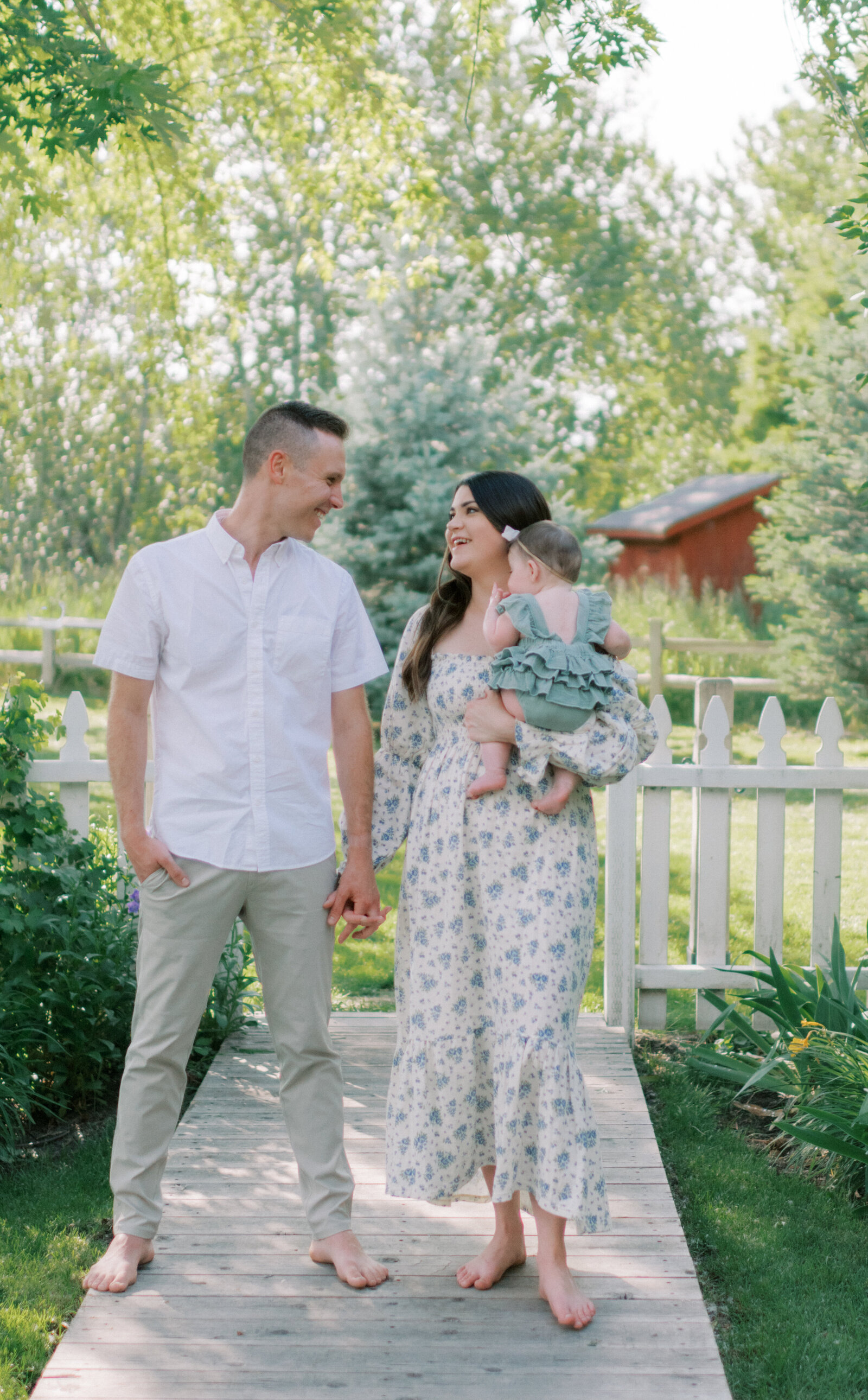 family photography in a garden