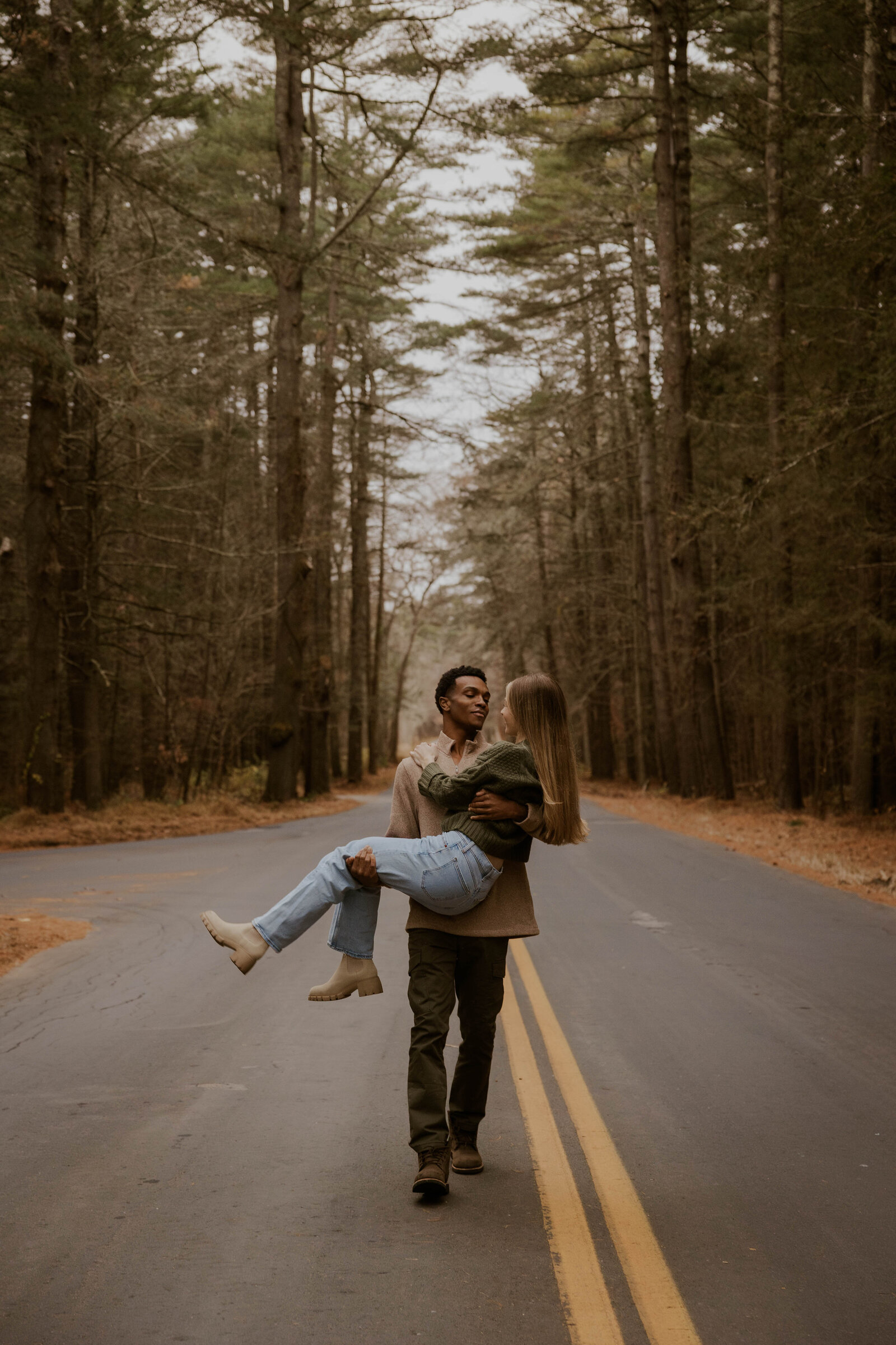 engagement photos Alaska