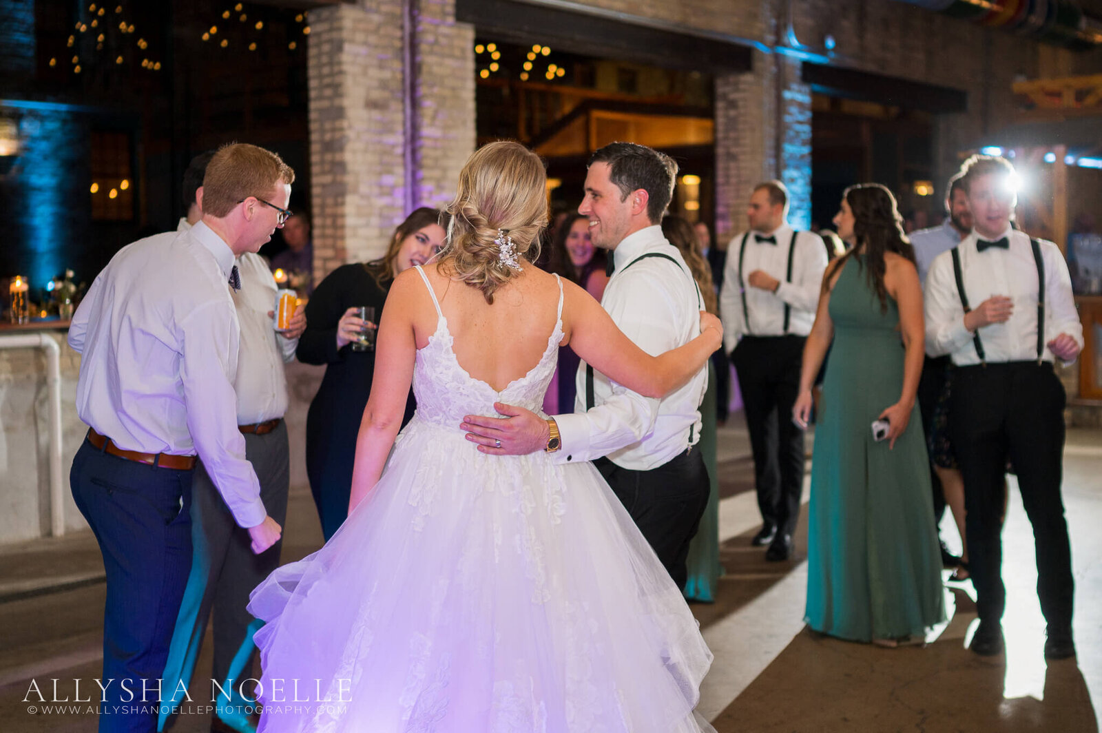 Wedding-at-The-Factory-on-Barclay-in-Milwaukee-1169