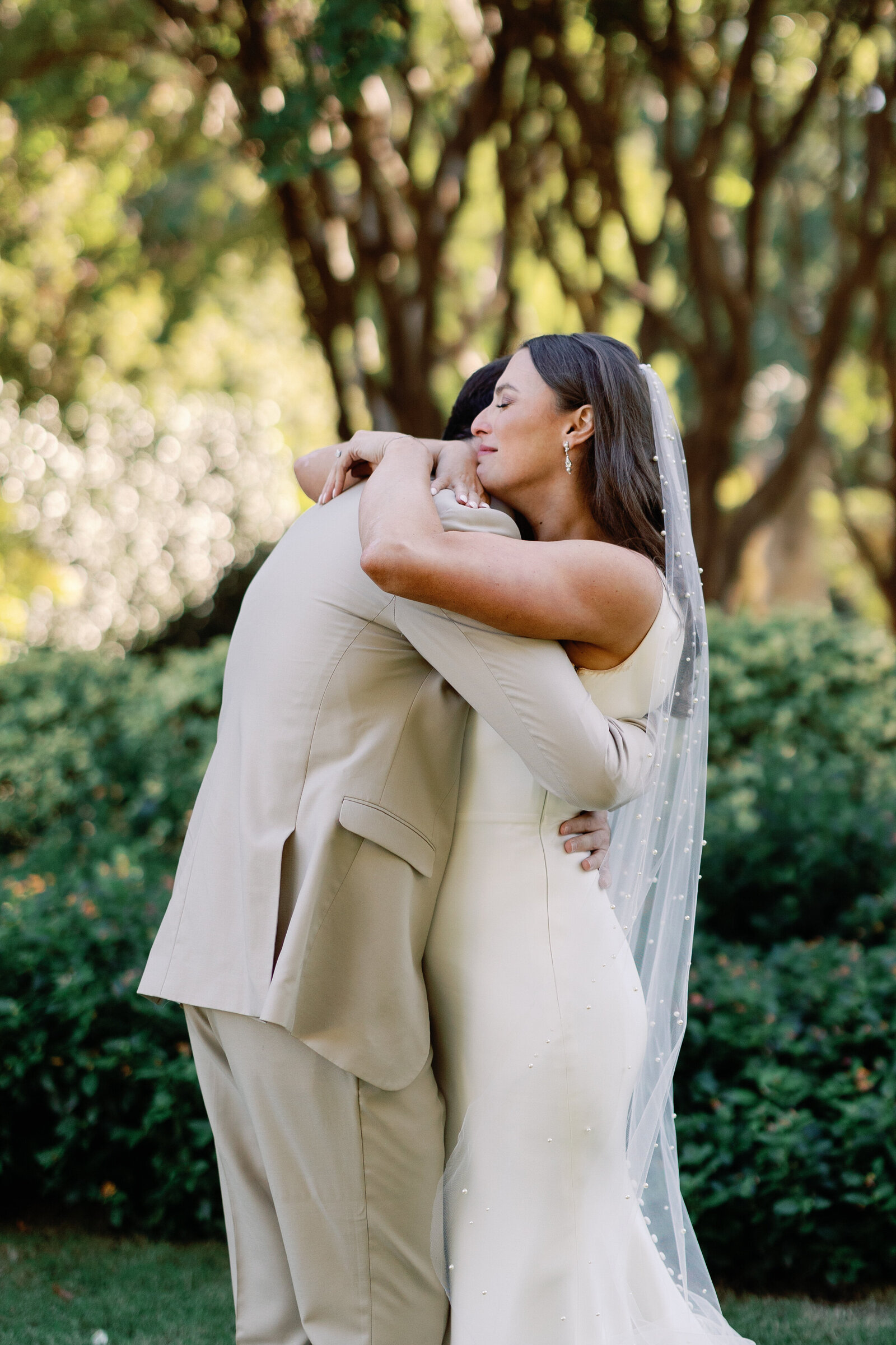 Emily + Kevin Sneak Peeks-1700
