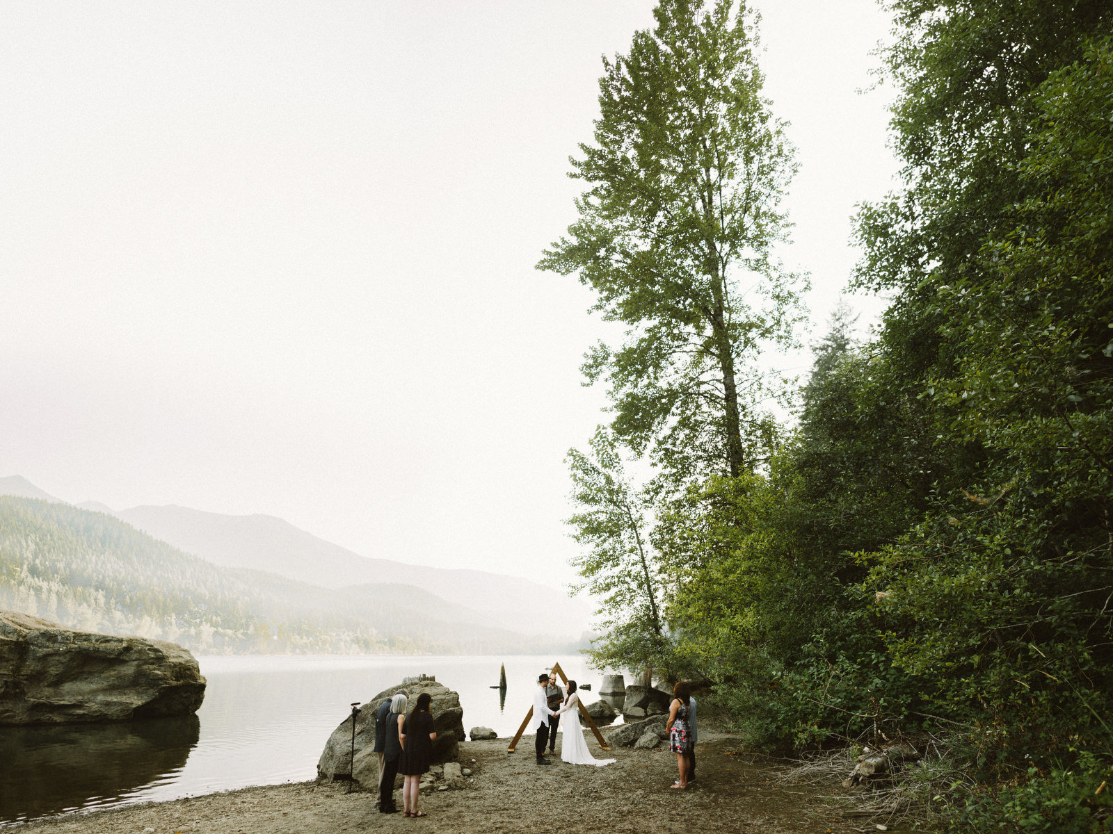 athena-and-camron-seattle-elopement-wedding-benj-haisch-rattlesnake-lake-christian-couple-goals42