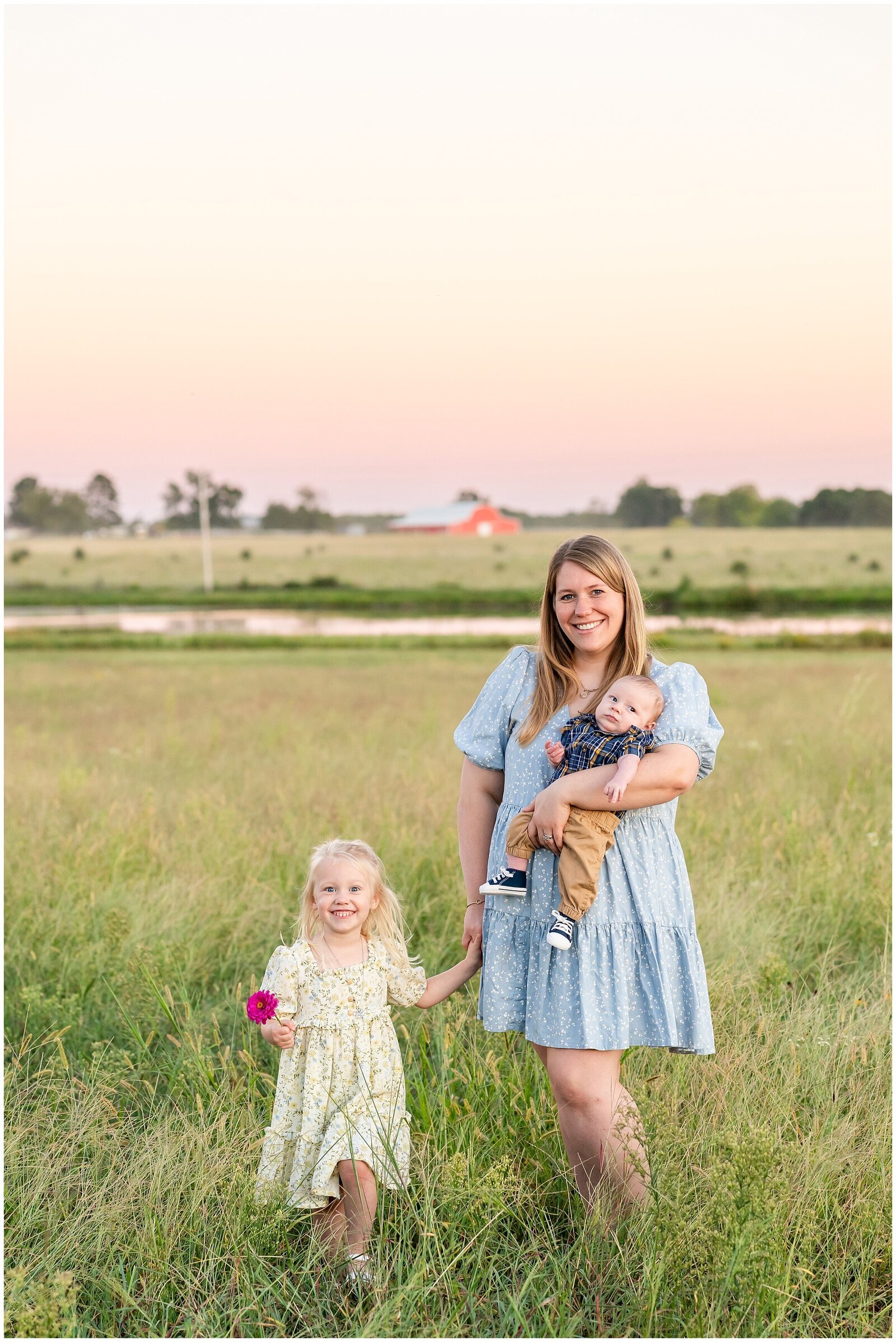 HannahCarr_ZinniaField2024_McWilliamsPumpkinPatch