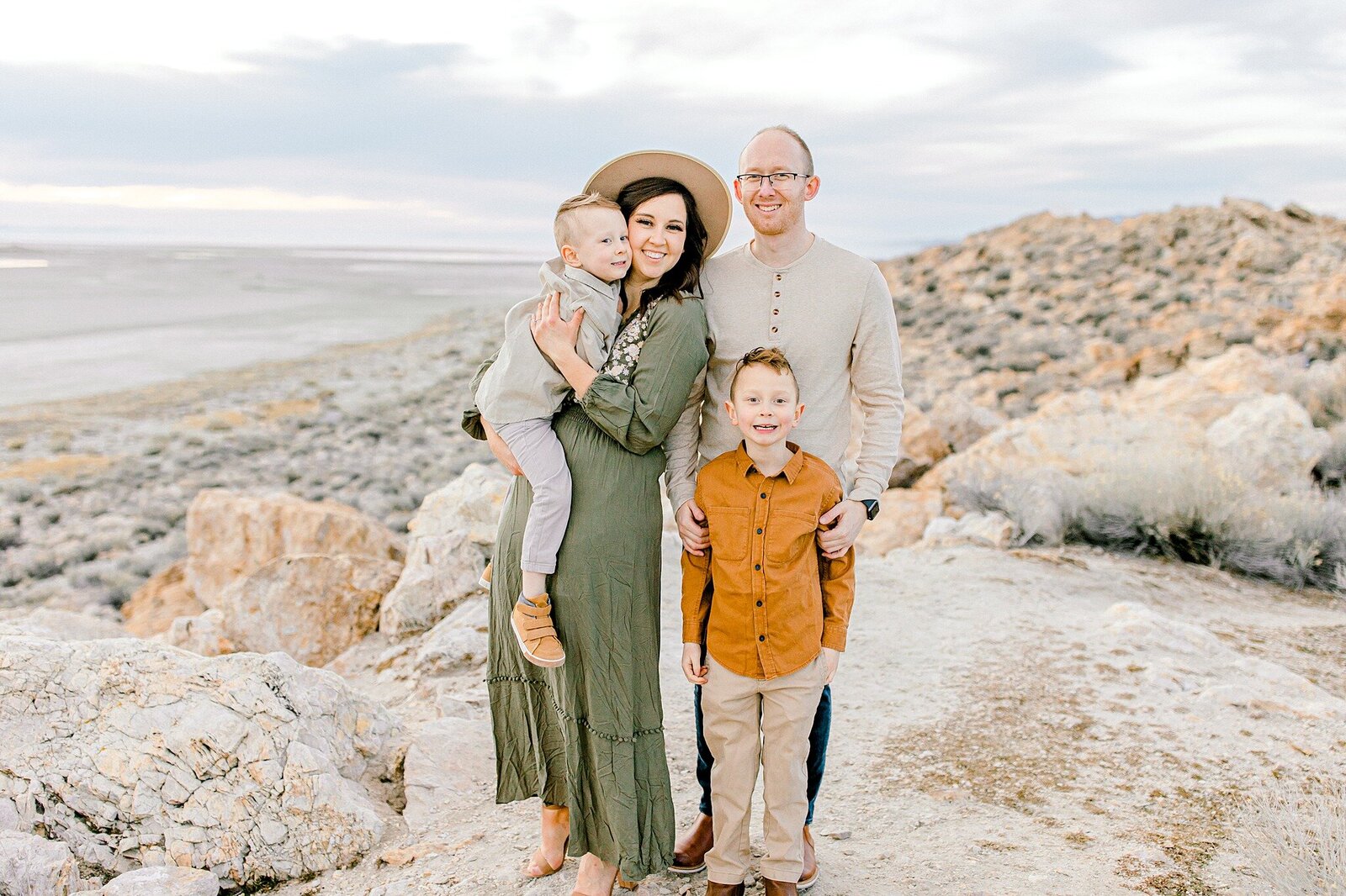 rexburg-idaho-family-photographer-anna-christine-photo-west-yellowstone_4199
