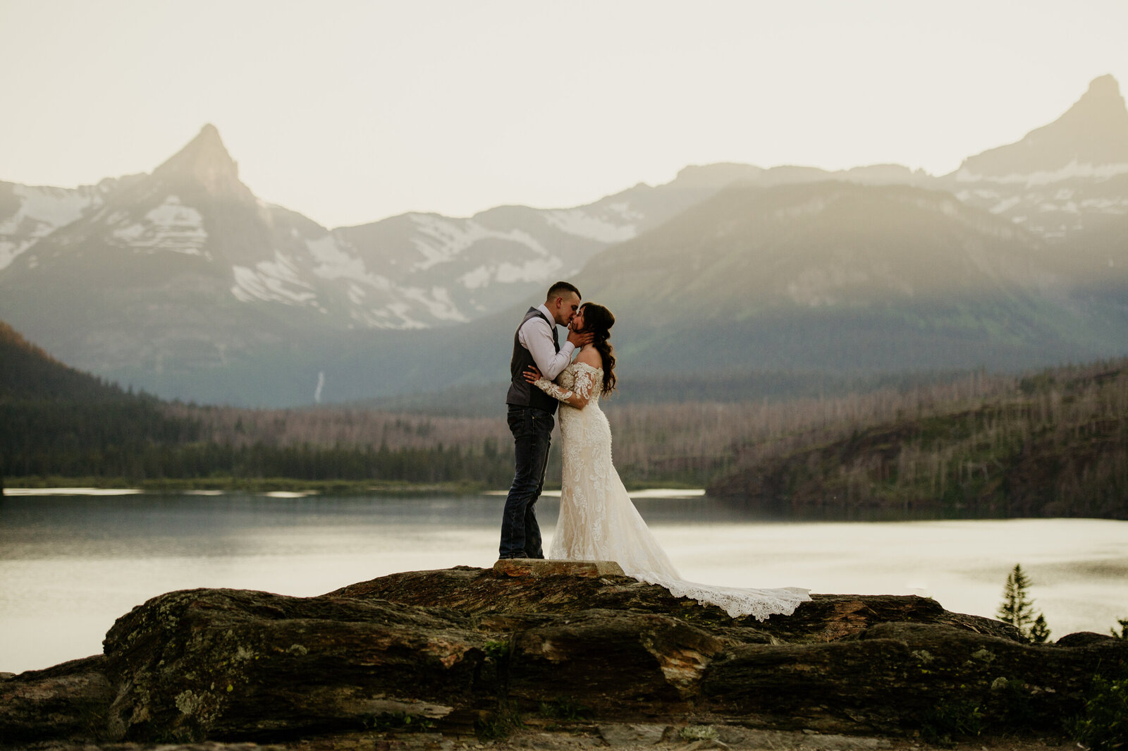 086Glacier National Park Elopement_Montana Elopement Photographer_Lainey & Kyle-2046-2