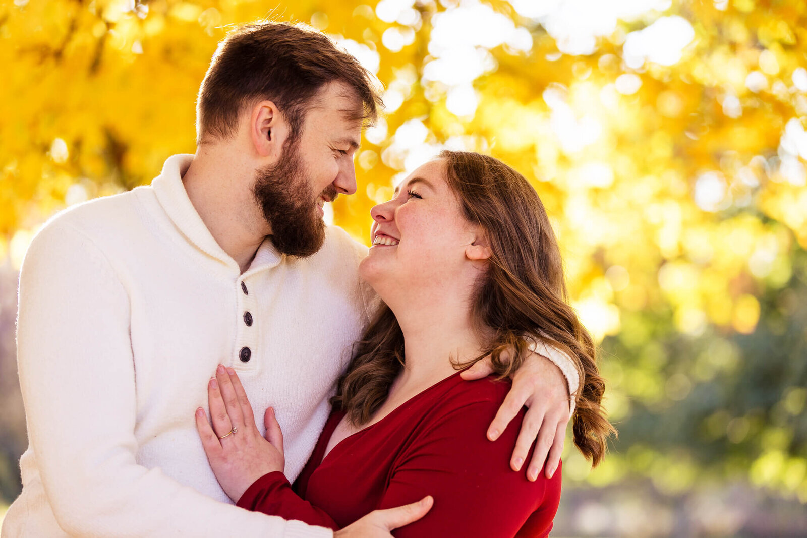 fall-engagement-photo-sweet-french-park-cincinnati