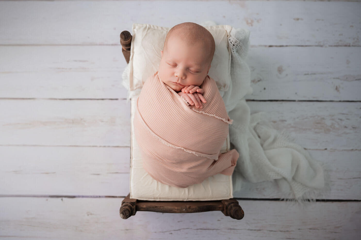 ARP NEWBORN STUDIO POSED EVERLY 1
