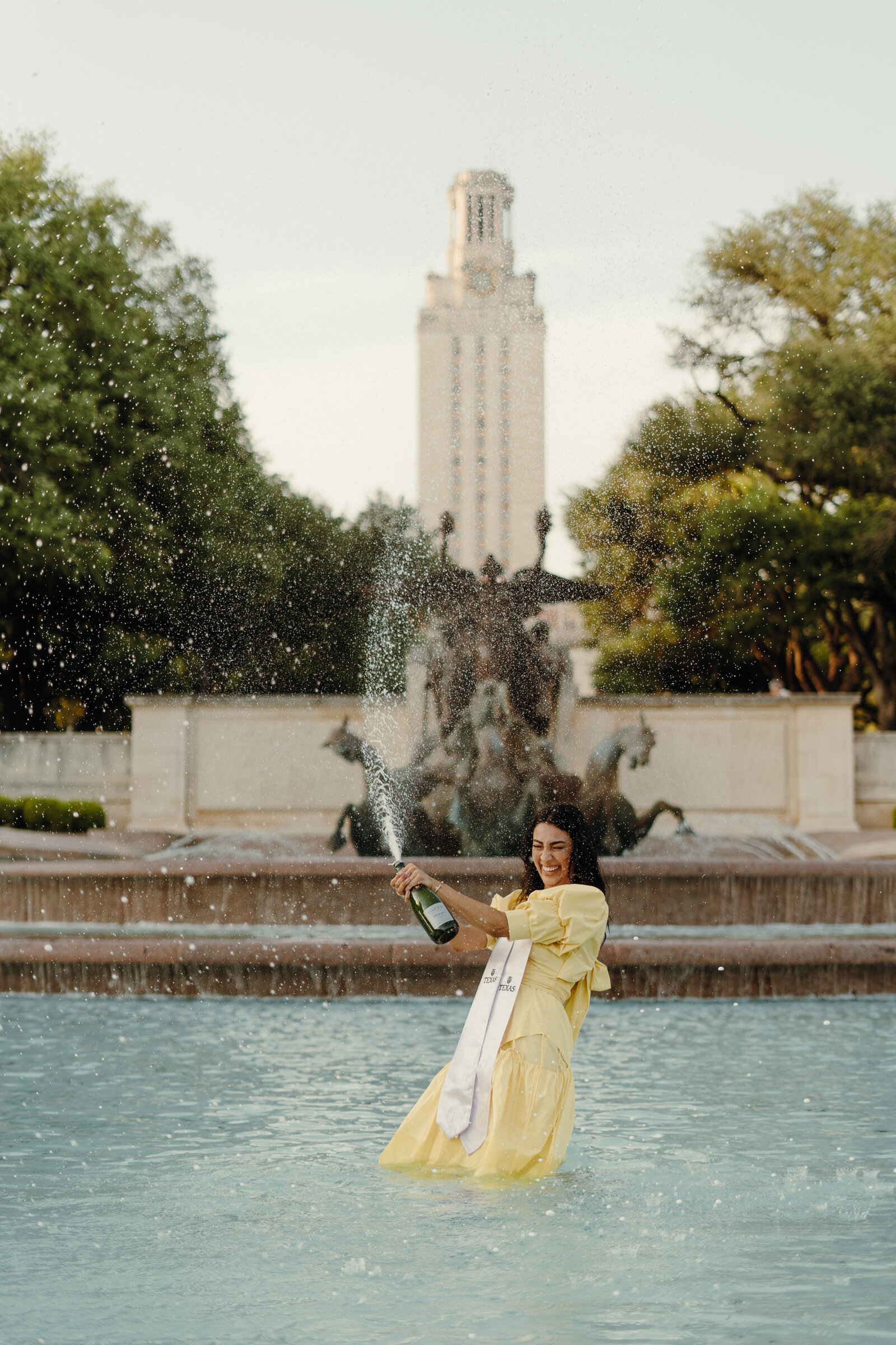 University-Austin-Senior-Portraits-07012