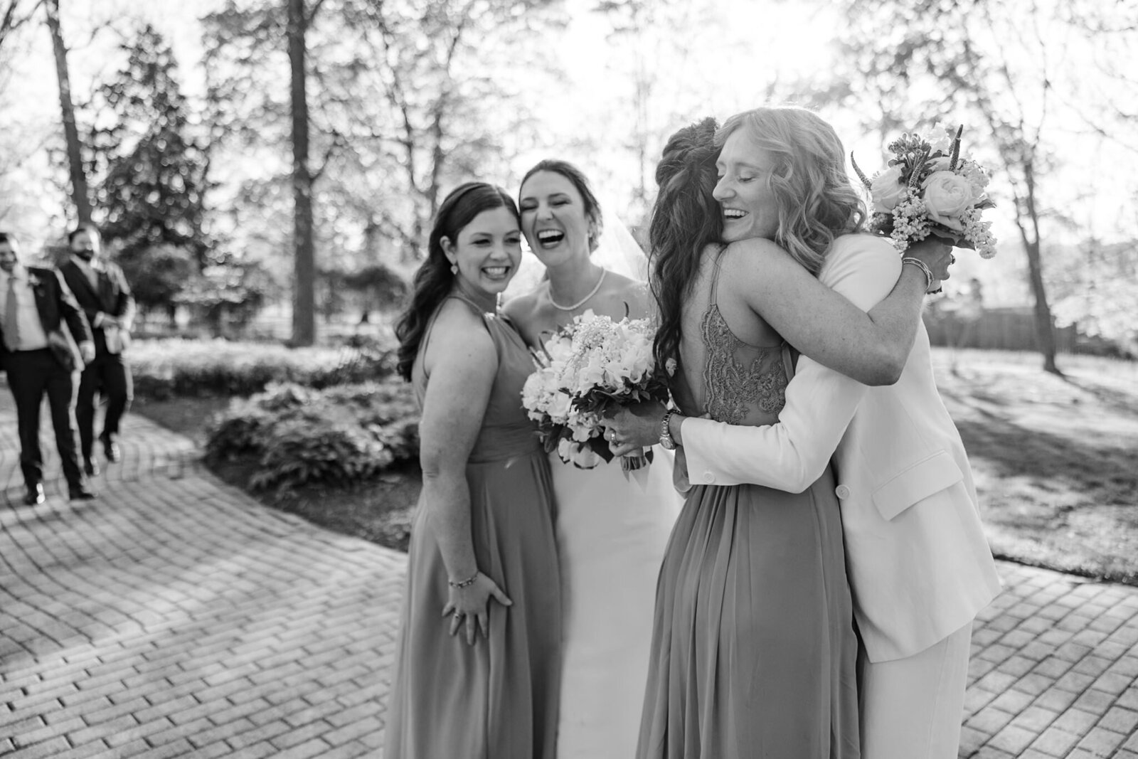 liza-amber-spring-riverwood-mansion-wedding-22