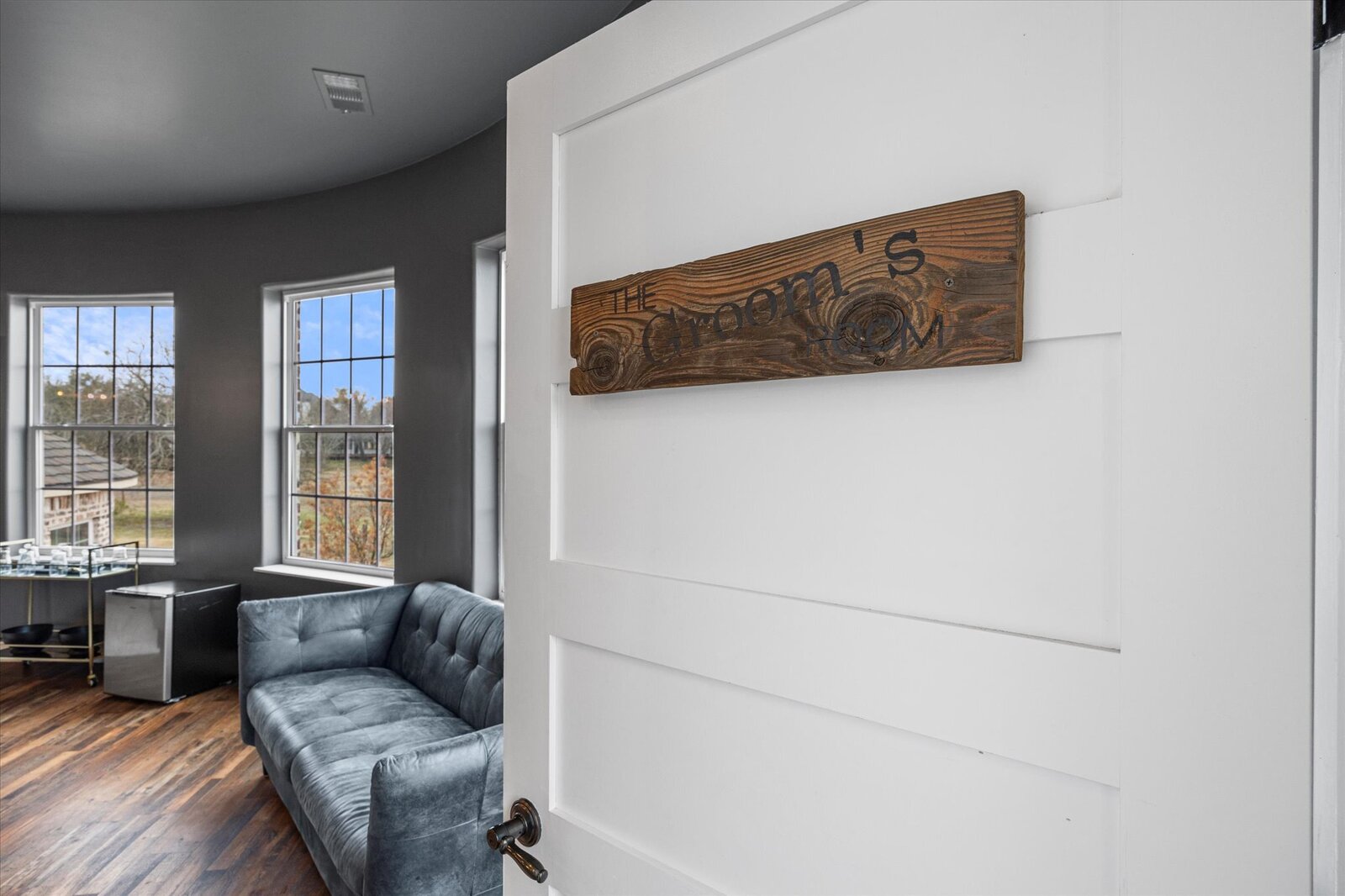 Groom's Room 1