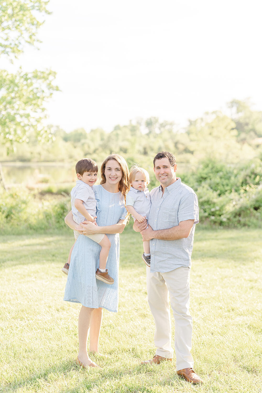 family of 4 in Bristow, Virginia