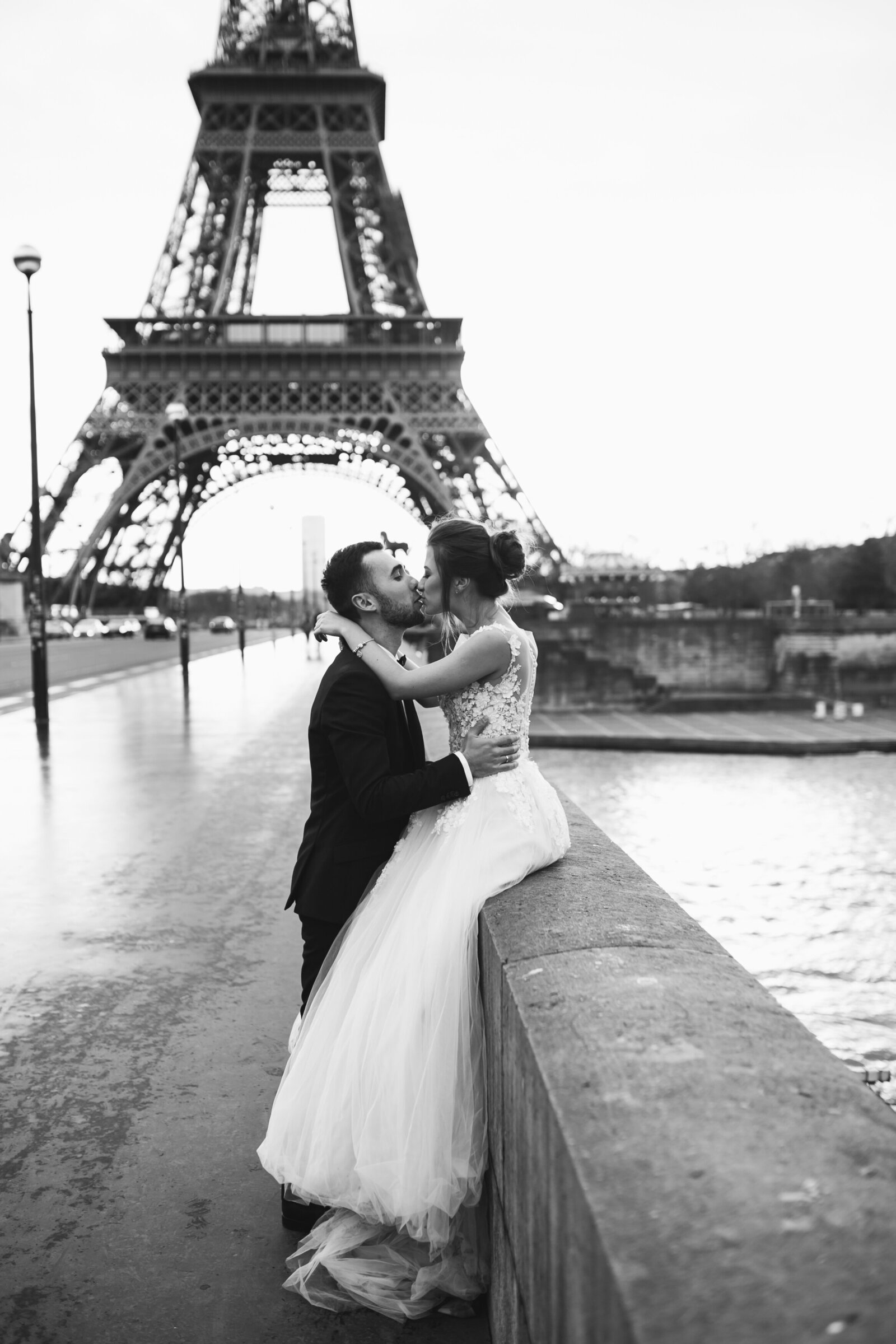 wedding-couple-paris