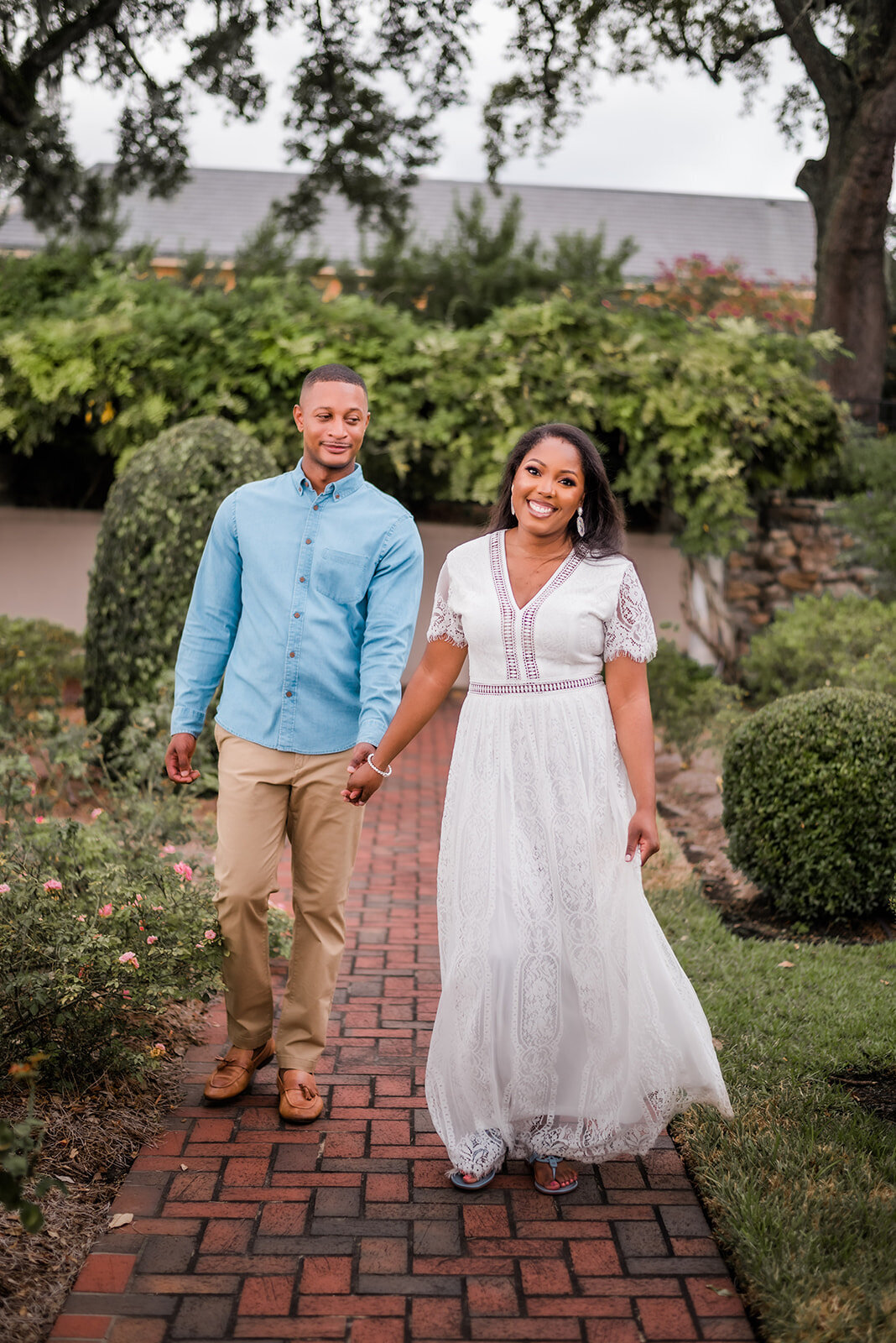 engagement photos Cummer Museum of Art and  Gardens chabeli woolsey photography-214