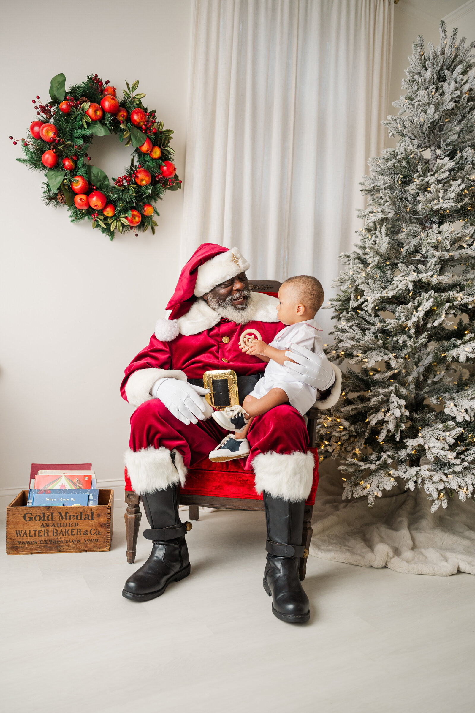 Santa-Shawn_Winston-Salem_NC_2025-10-5_18533_1