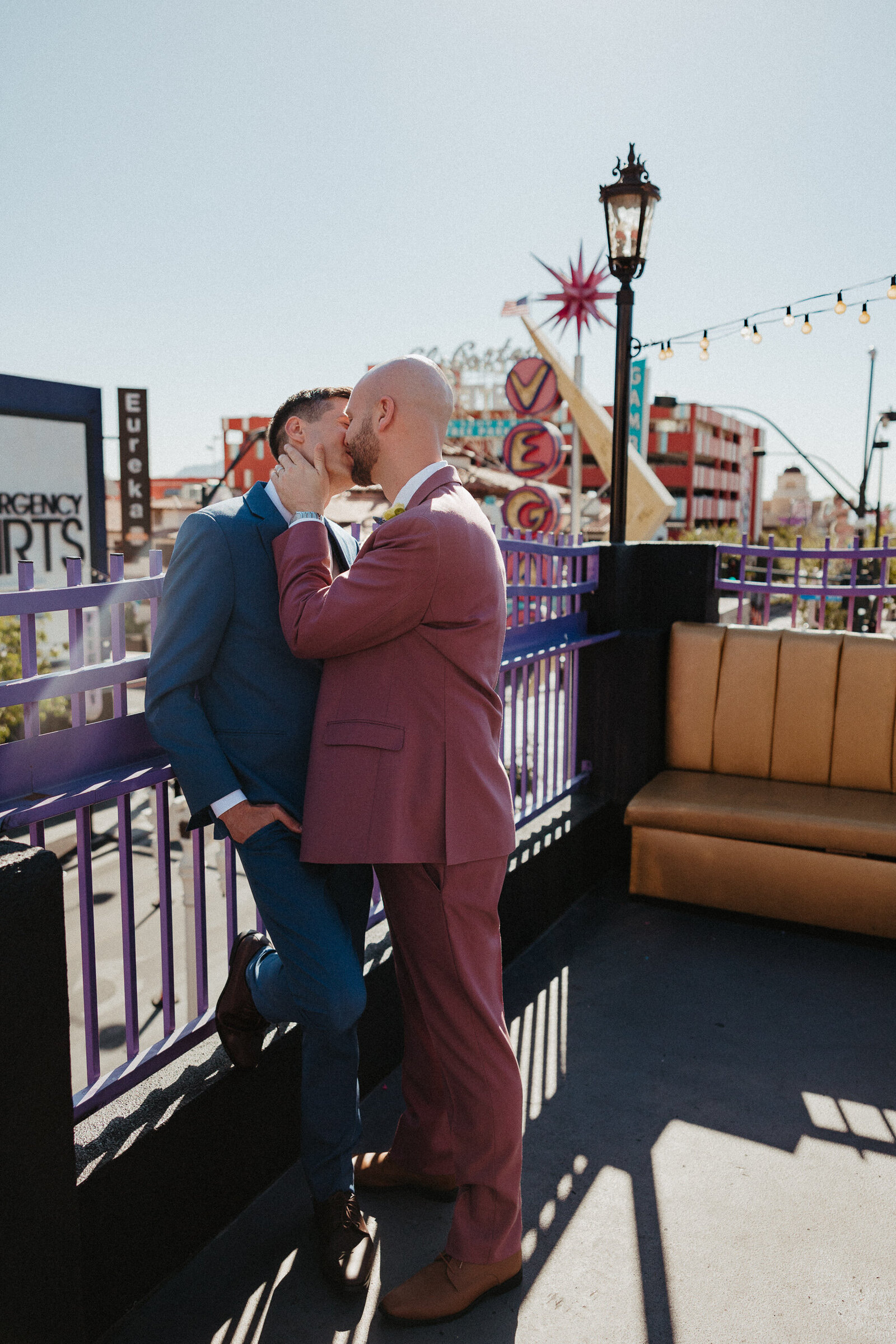 Las-Vegas-Elopement-LGTBQ-Las-Vegas-Nevada-Wedding-04