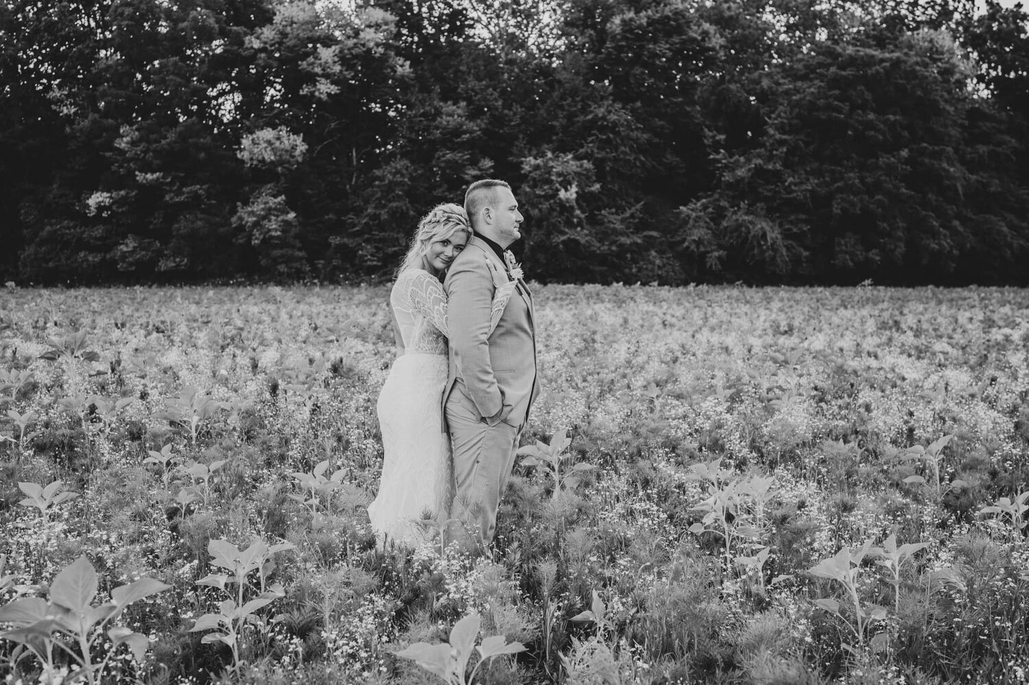 Hanna-and-Trent-Mackenzie-Miller-Photography-Indianapolis-Wedding-Venue-13