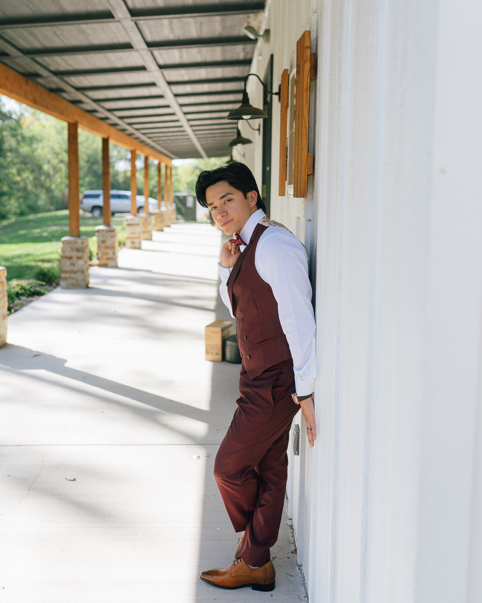 Saenz The Farmhouse KC Event Venue Wedding101