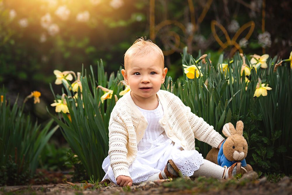 daffodils-milestone-18-months-baby-photos-peter-rabbit-storybook