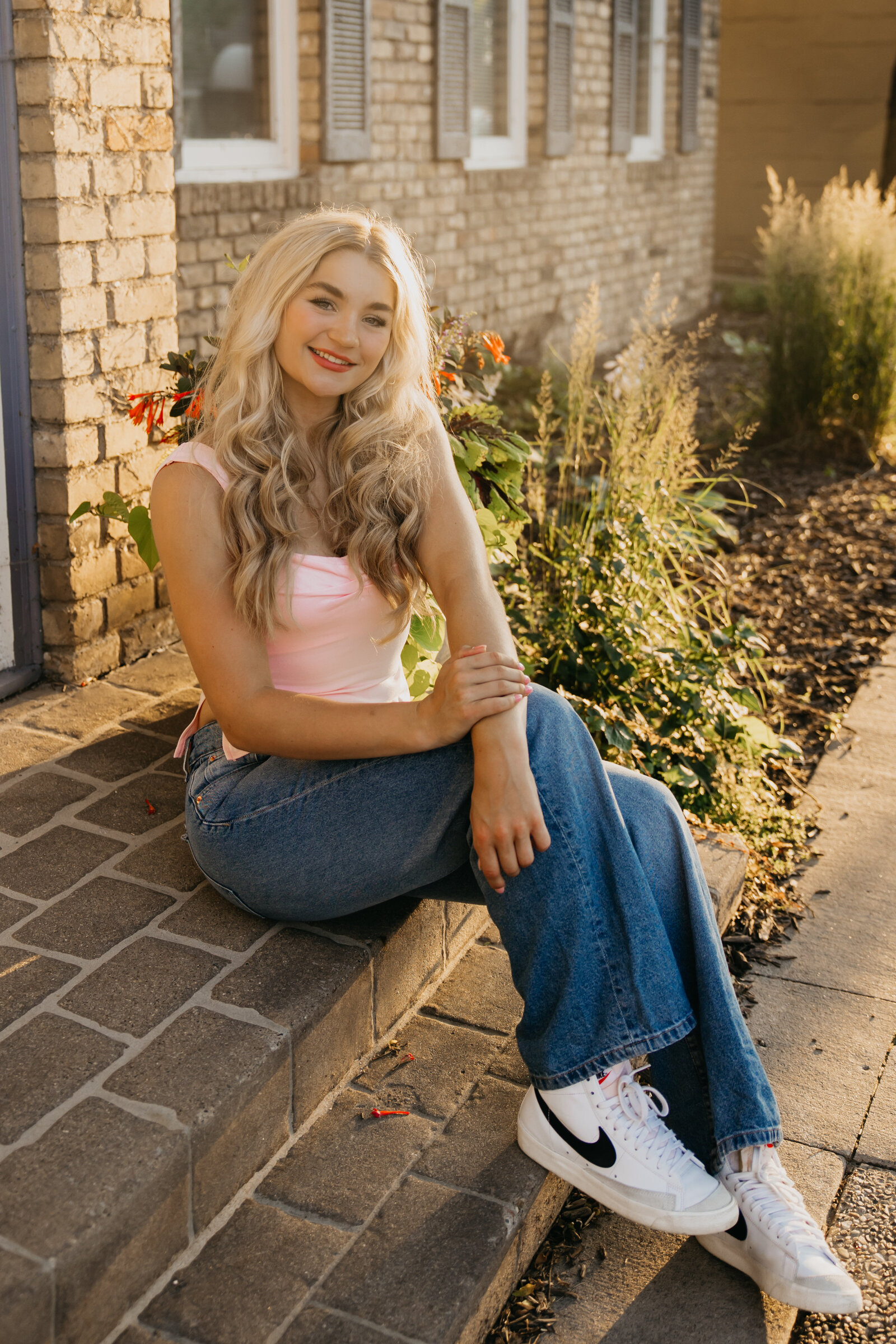 Twin Cities Senior Photographer (404)