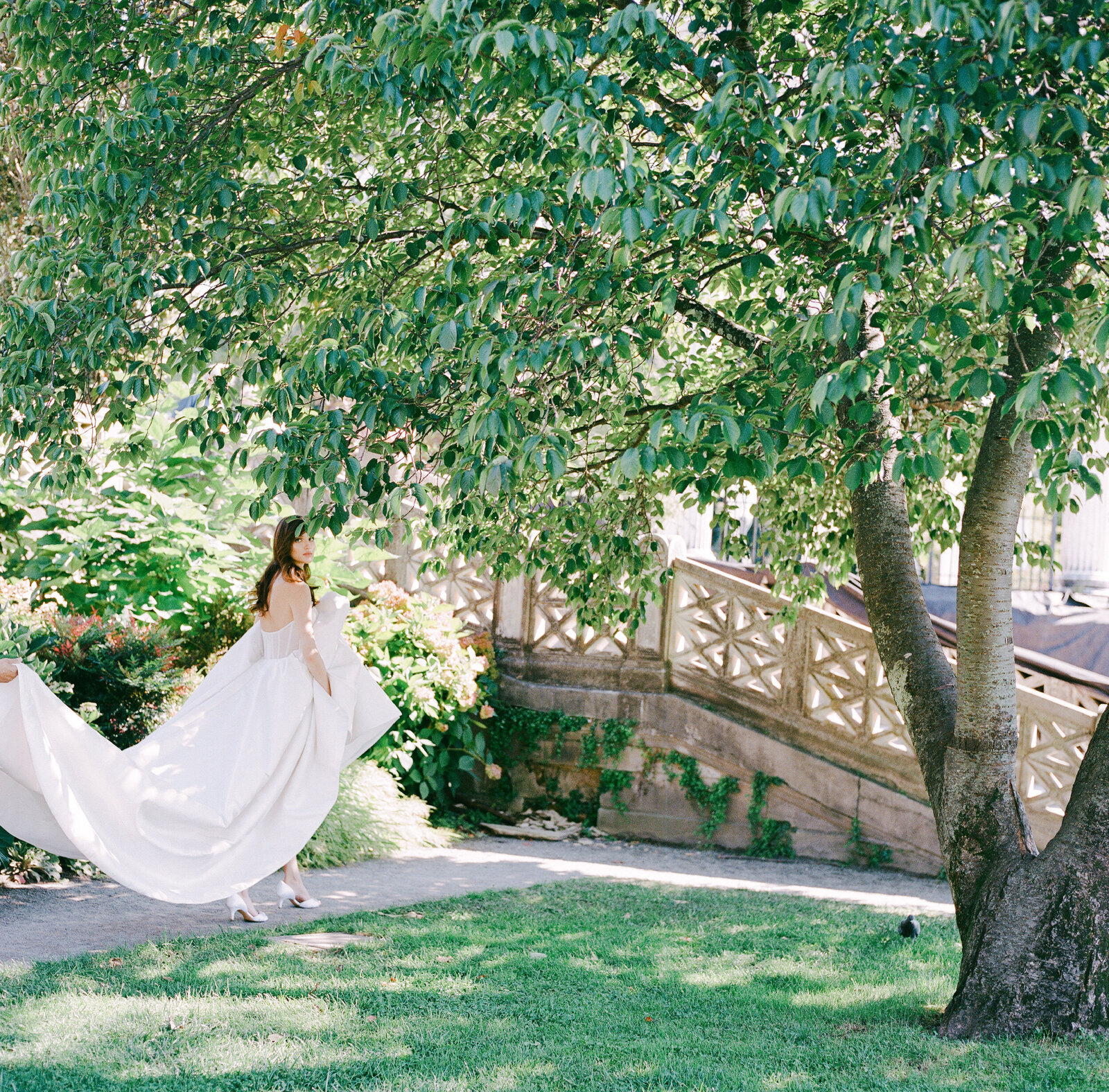 verdin-bridal-nina-shoes-Untermyer-Gardens-Conservancy-NY-BAZAAR-brides-Little-Black-Book-harpers-BAZAAR-A-Top-Wedding-Photographer-in-the-World-judith-rae-0038