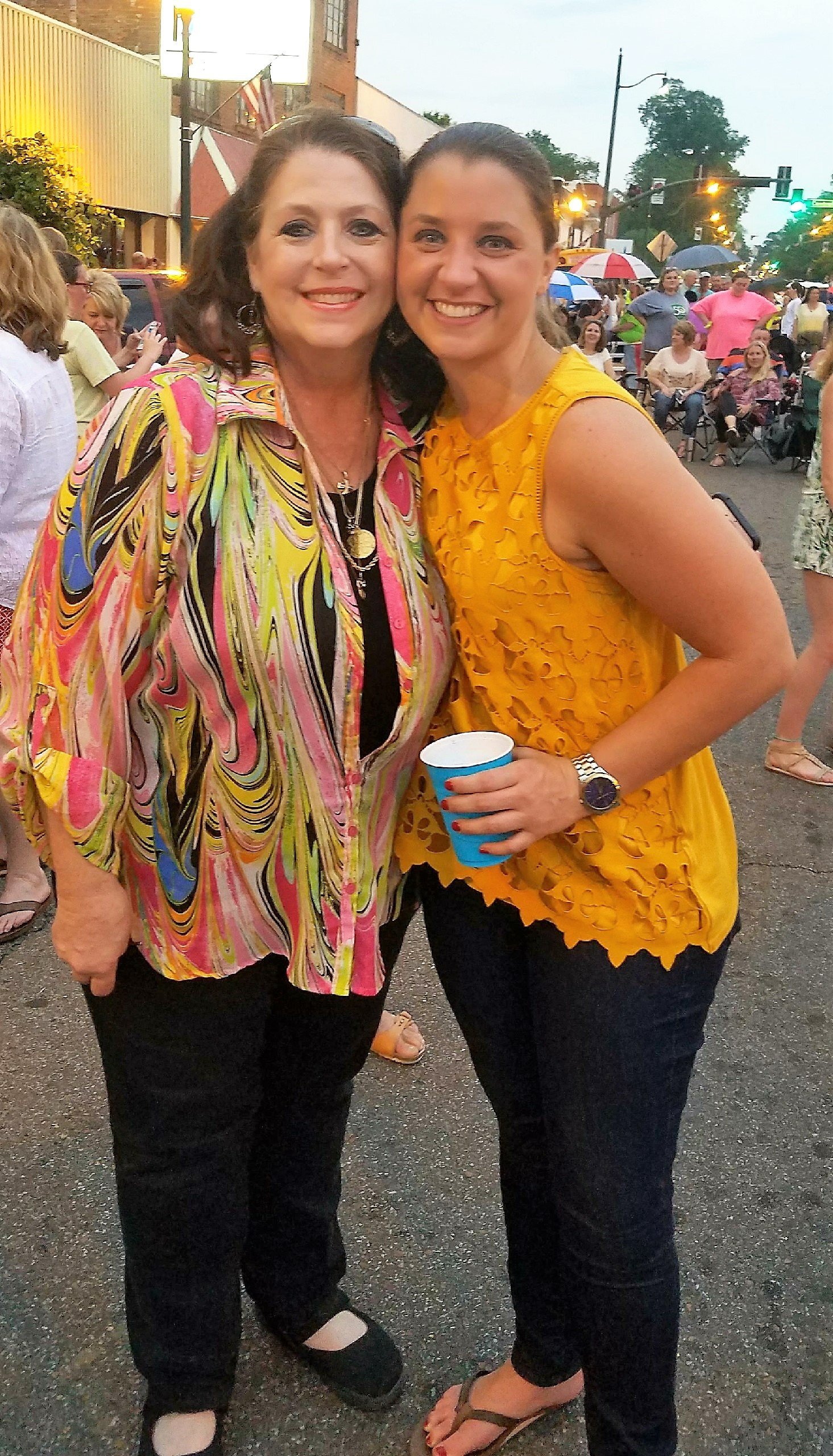 West Tennessee Strawberry Festival - faces on main -3