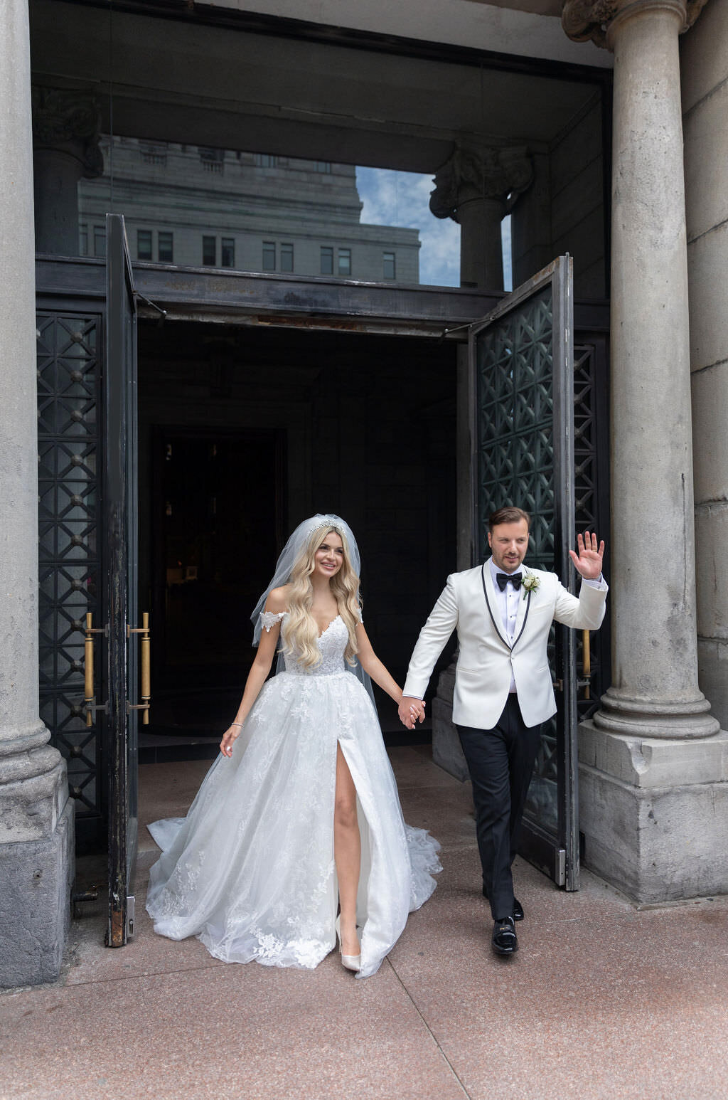 Cathédrale Marie-Reine-du-Monde Wedding_montreal best wedding photographer | luxury moment photography-8588