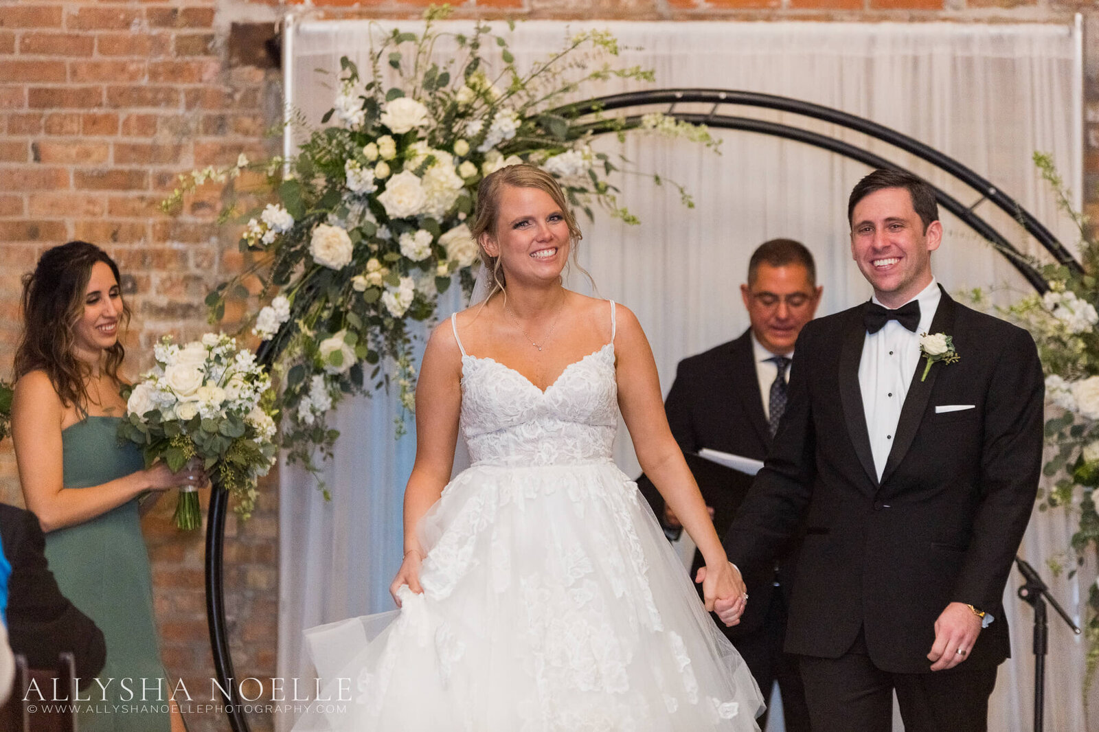 Wedding-at-The-Factory-on-Barclay-in-Milwaukee-0844