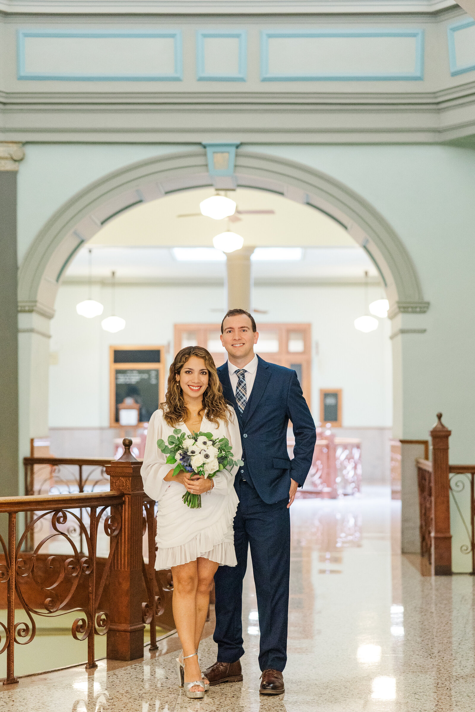 Couple-courthouse-wedding-dallas