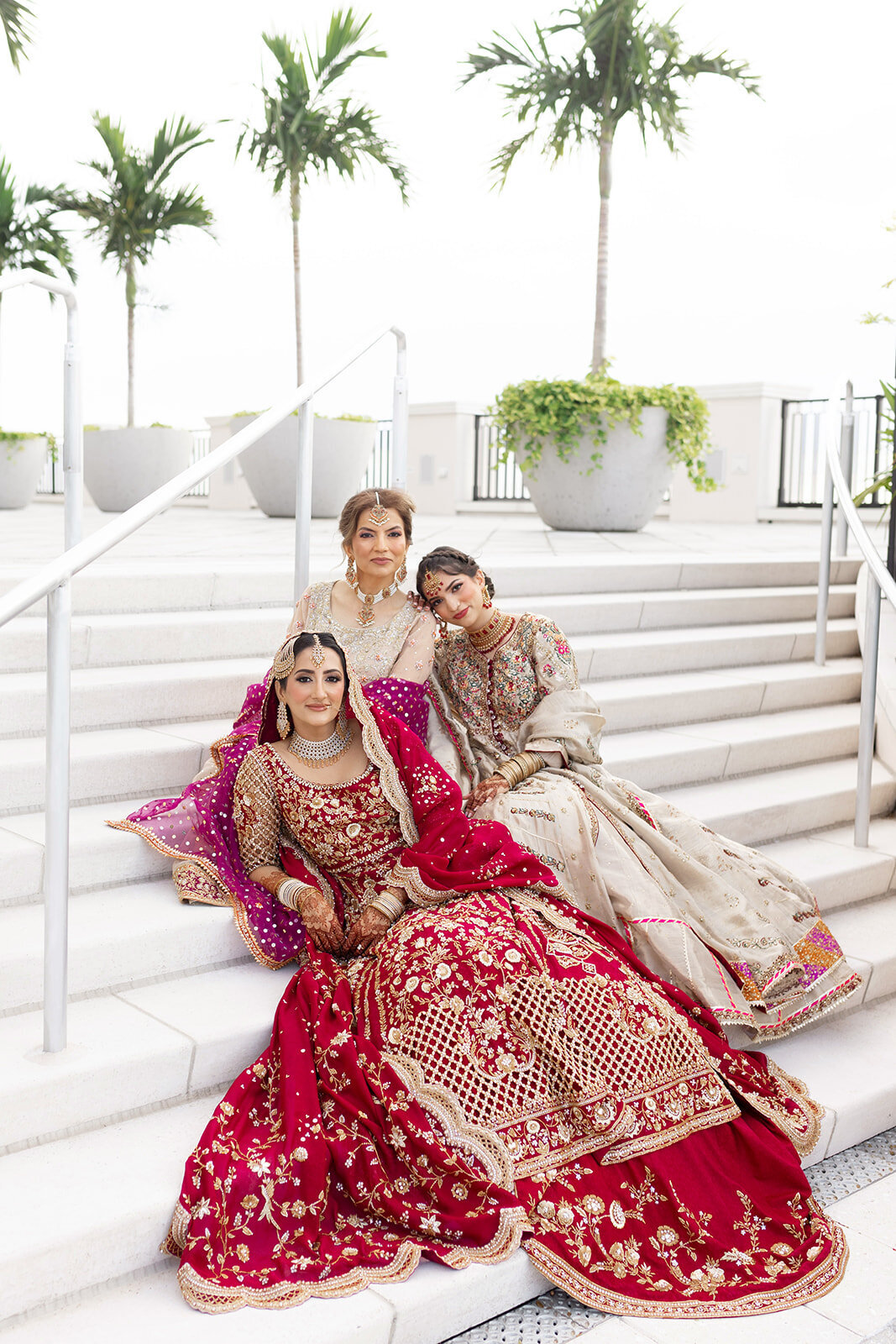 walima-pakistani-muslim-all-red-wedding-07