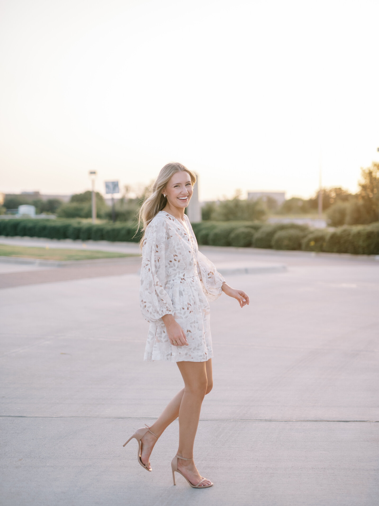 modern-senior-session-at-sunset