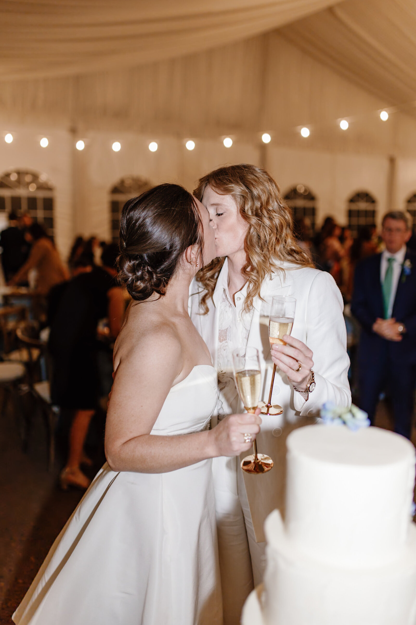 liza-amber-spring-riverwood-mansion-wedding-28
