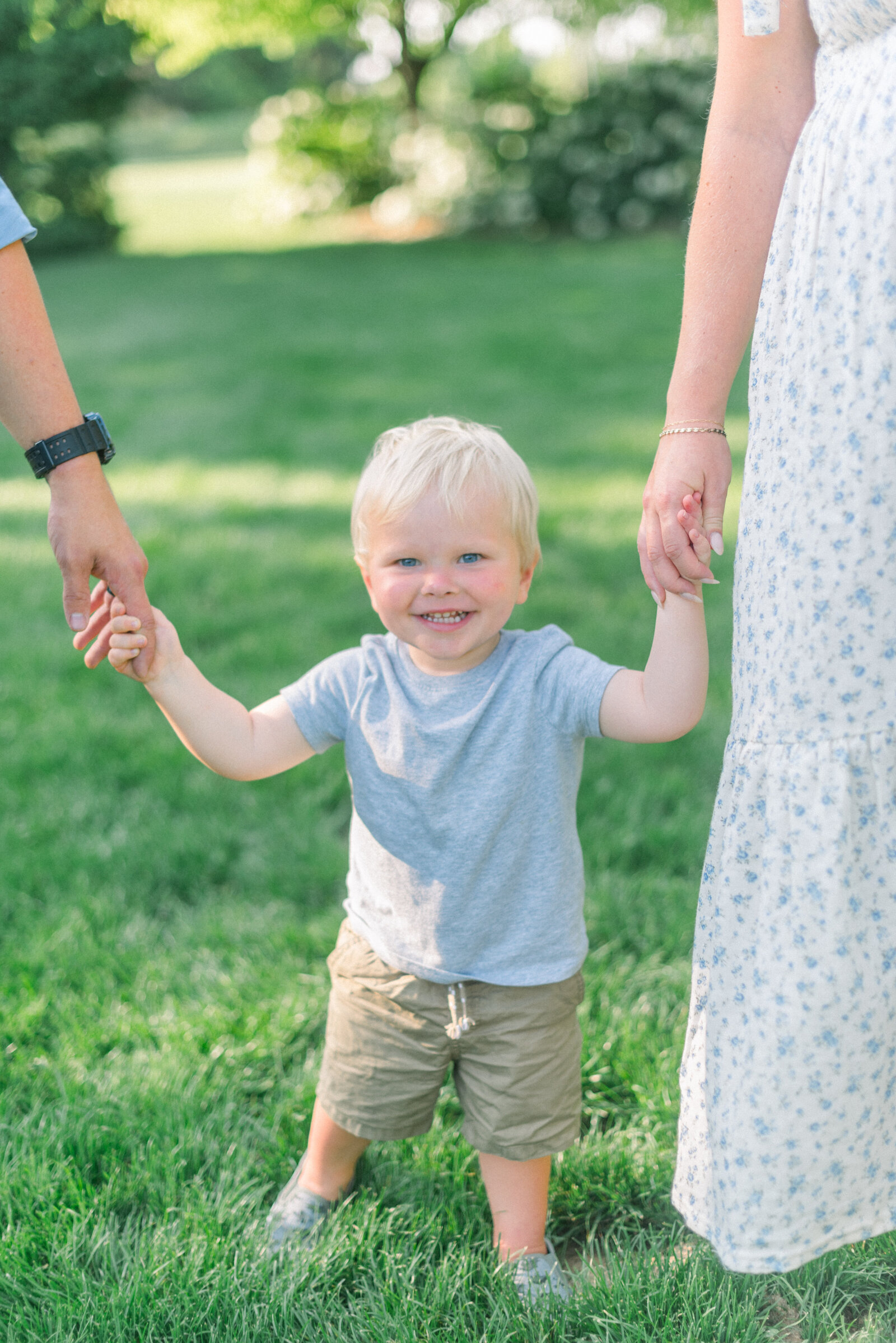 cassie-nichole-photography-dayton-family-photographer-smith-family-maternity-session-3