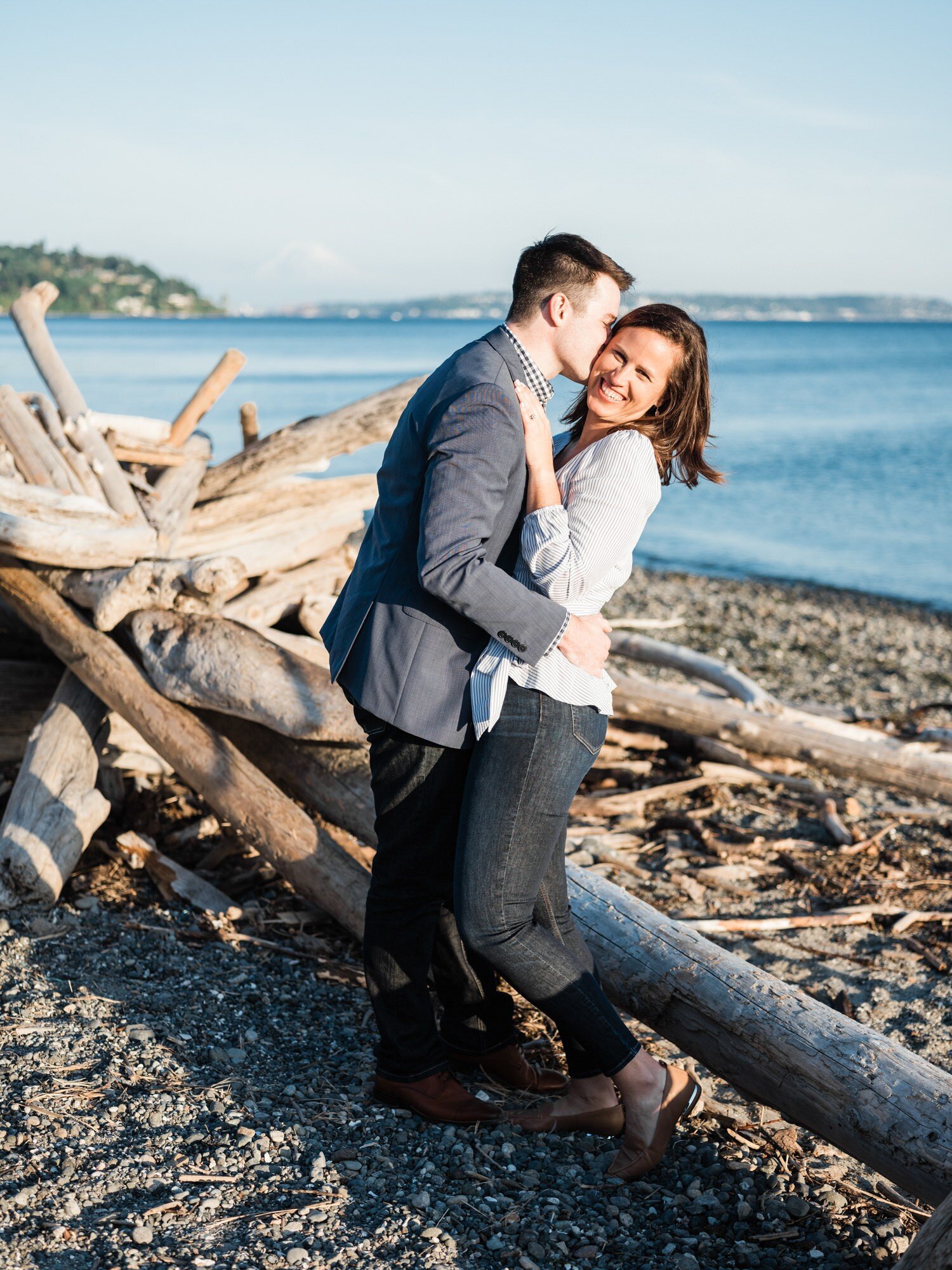 associate-portfolio-alex-2020-05-13_0013