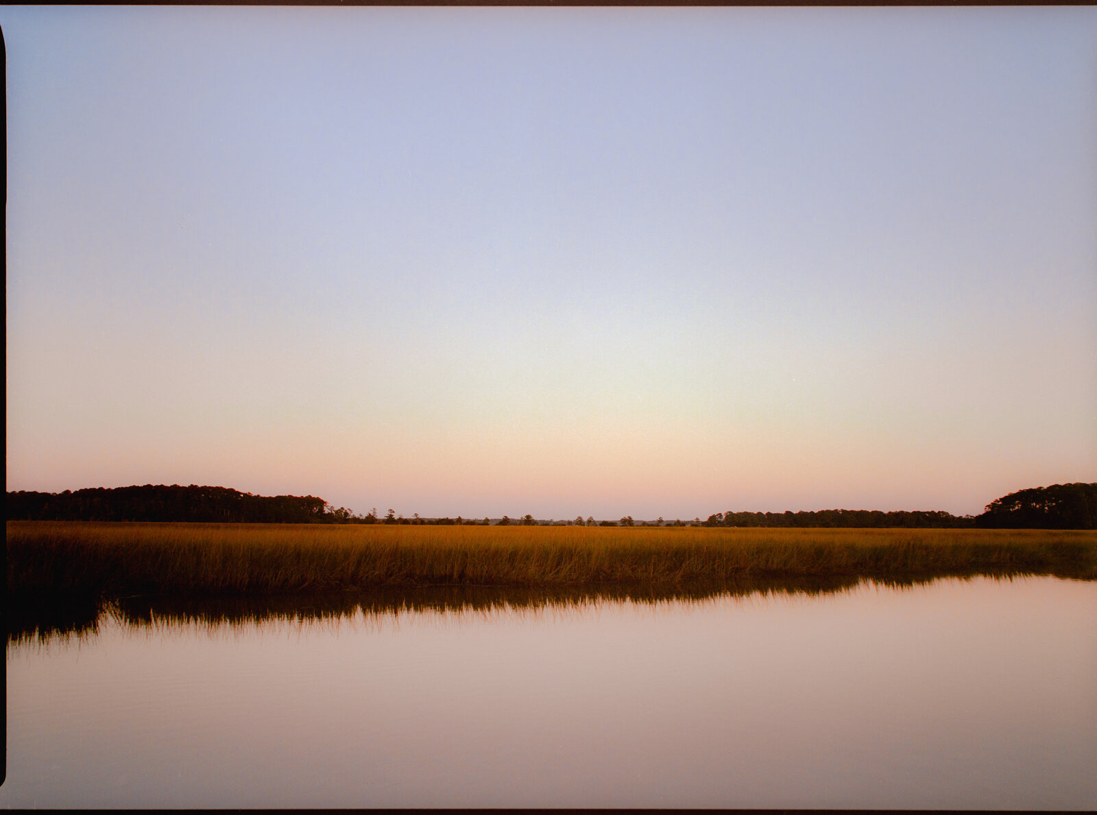 coastal-colorful-wedding-film-photos-jess-buckley-70