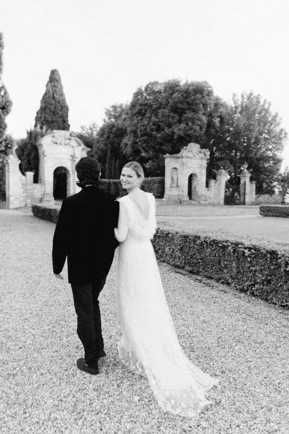 Villa-di-Geggiano-wedding-editorial-Tuscany-Italy131-Palazzo-Eventi-by-Julia-Kaptelova-Photography-014