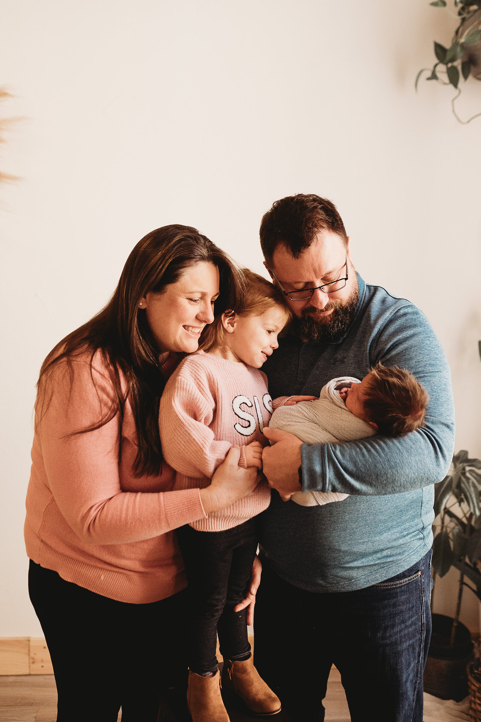 heintz-newborn-bismarck-studio-61
