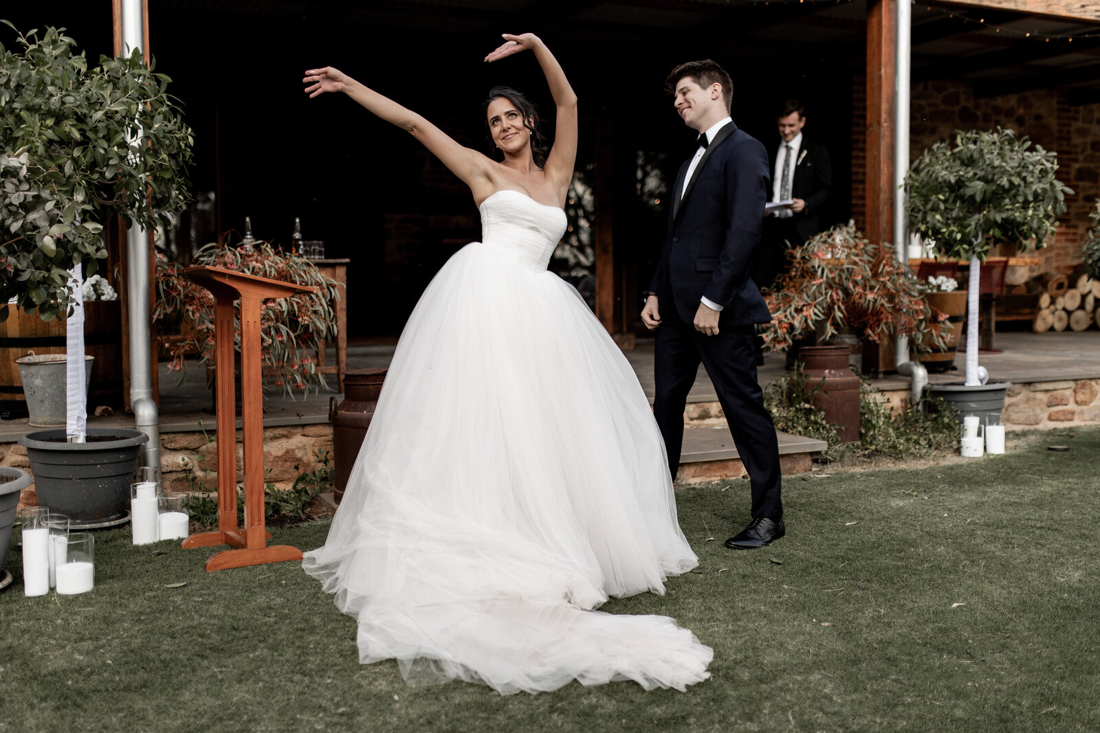 241102-Vanessa-Jacob-Rexvil-Photography-Adelaide-Wedding-Photographer-608